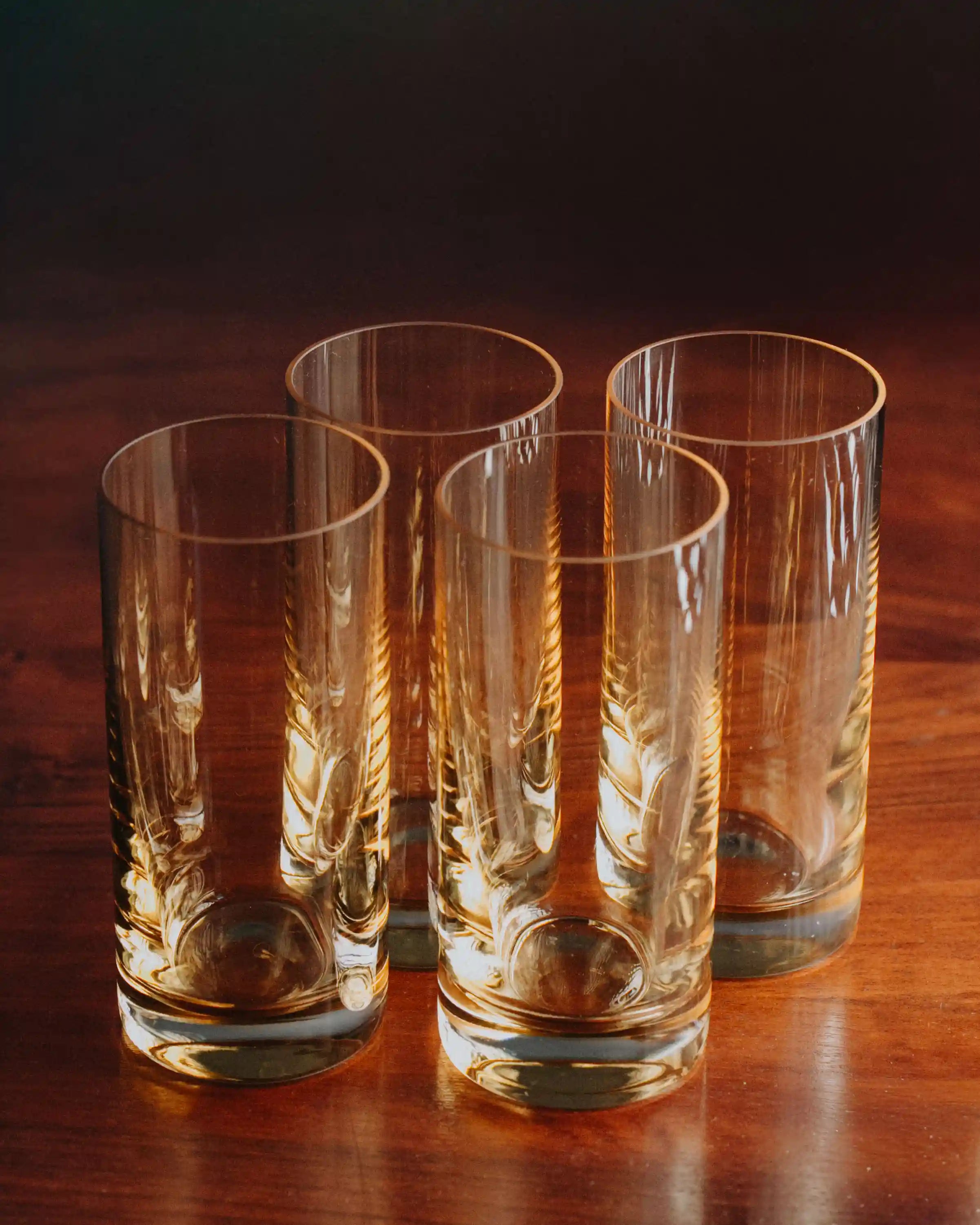 Bernsteinfarbene Trinkgläser aus Glas 4er-Set