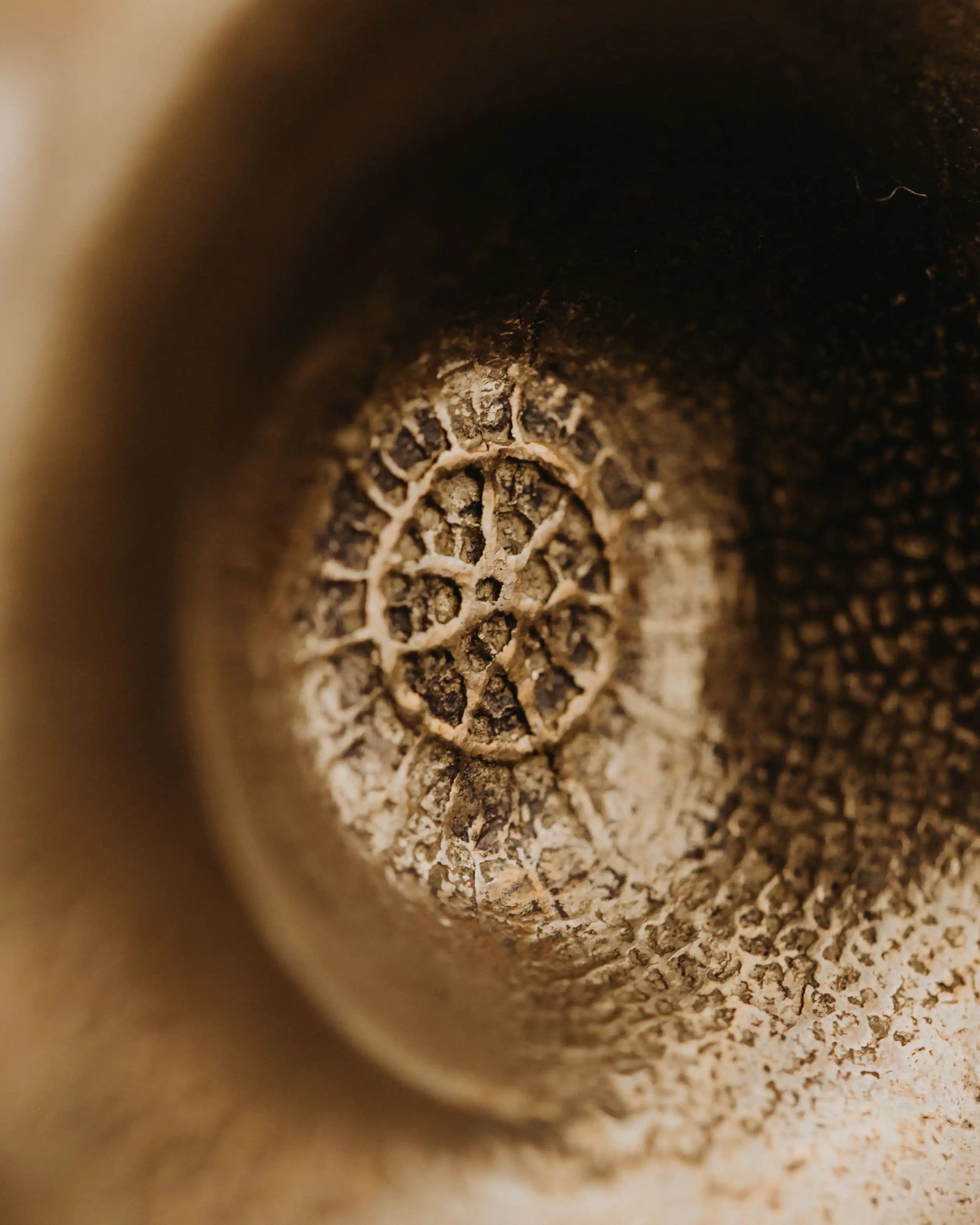 Kerzenhalter aus Messing mit Henkel