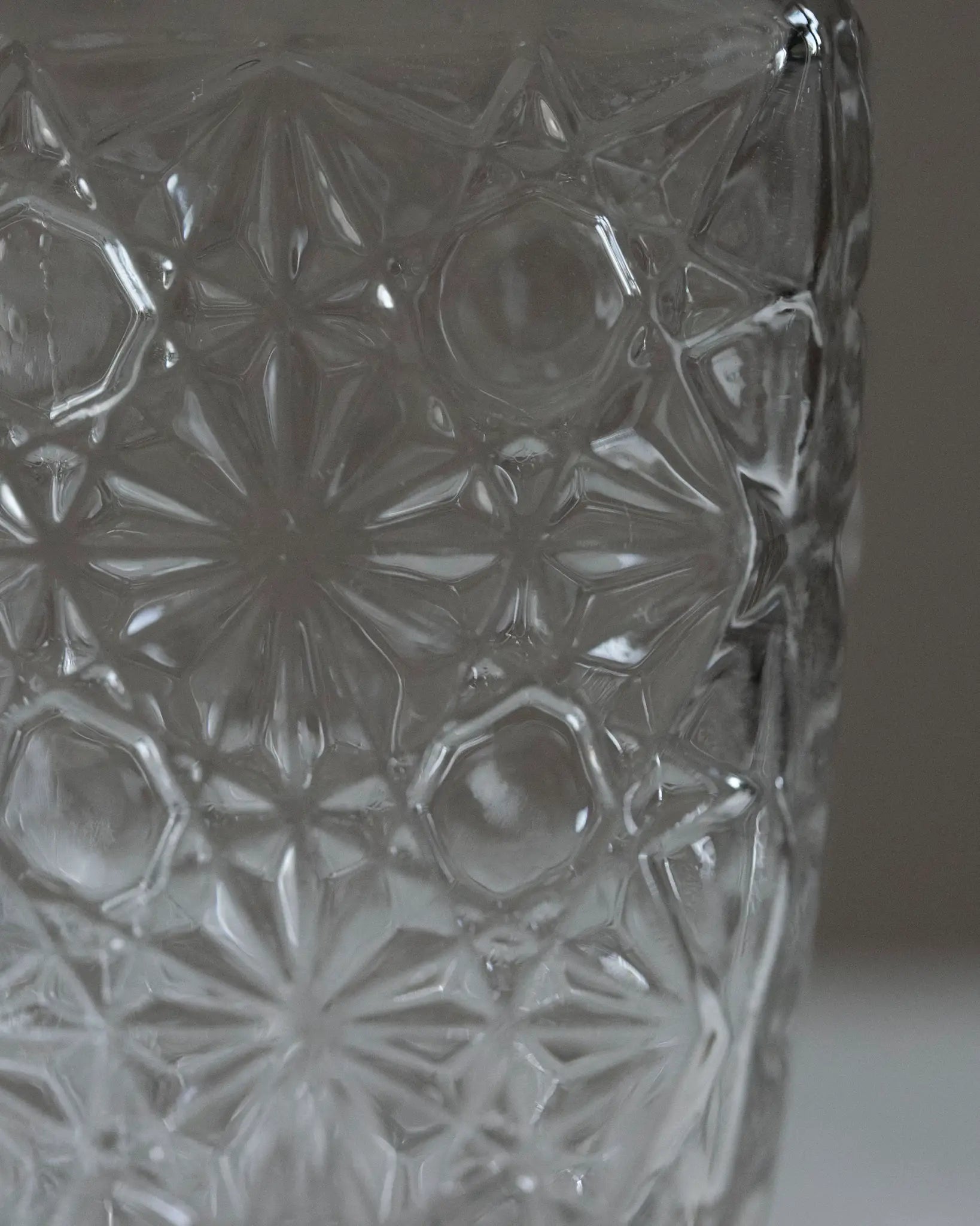dekanter-glas-karaffe-whiskeykarafffe-whiskey-spirituosen