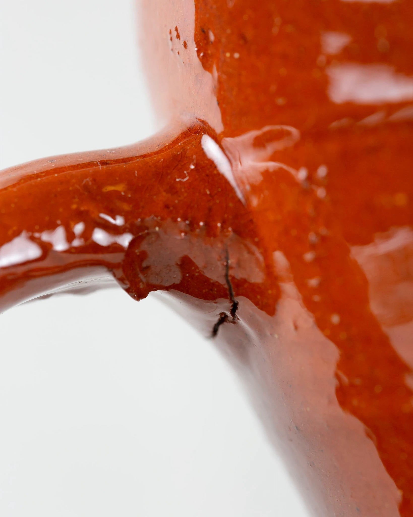 kanne-braun-handmade-töpferware-ton