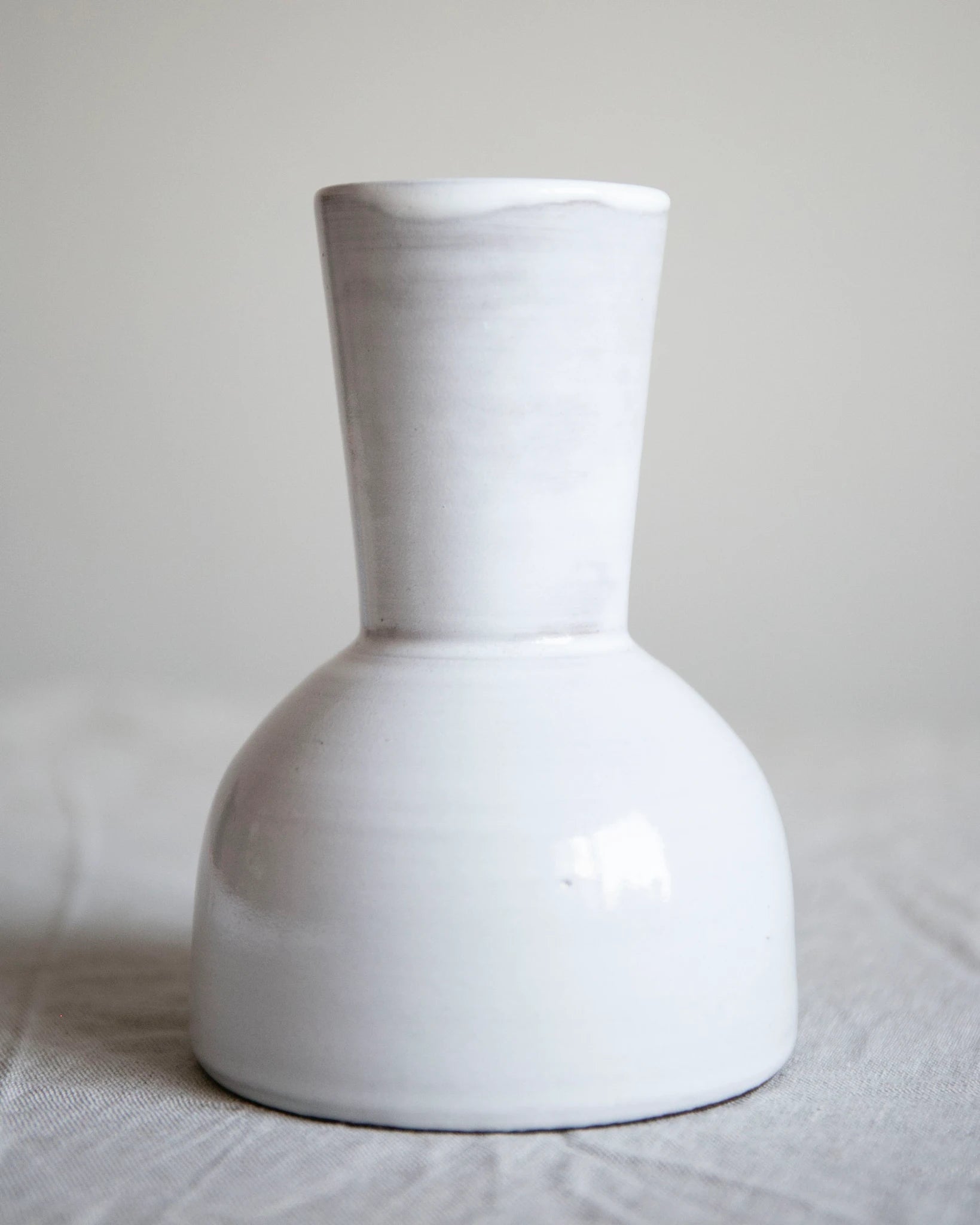 keramik-vase-vintage-weiß-grau-klein-blumenvase