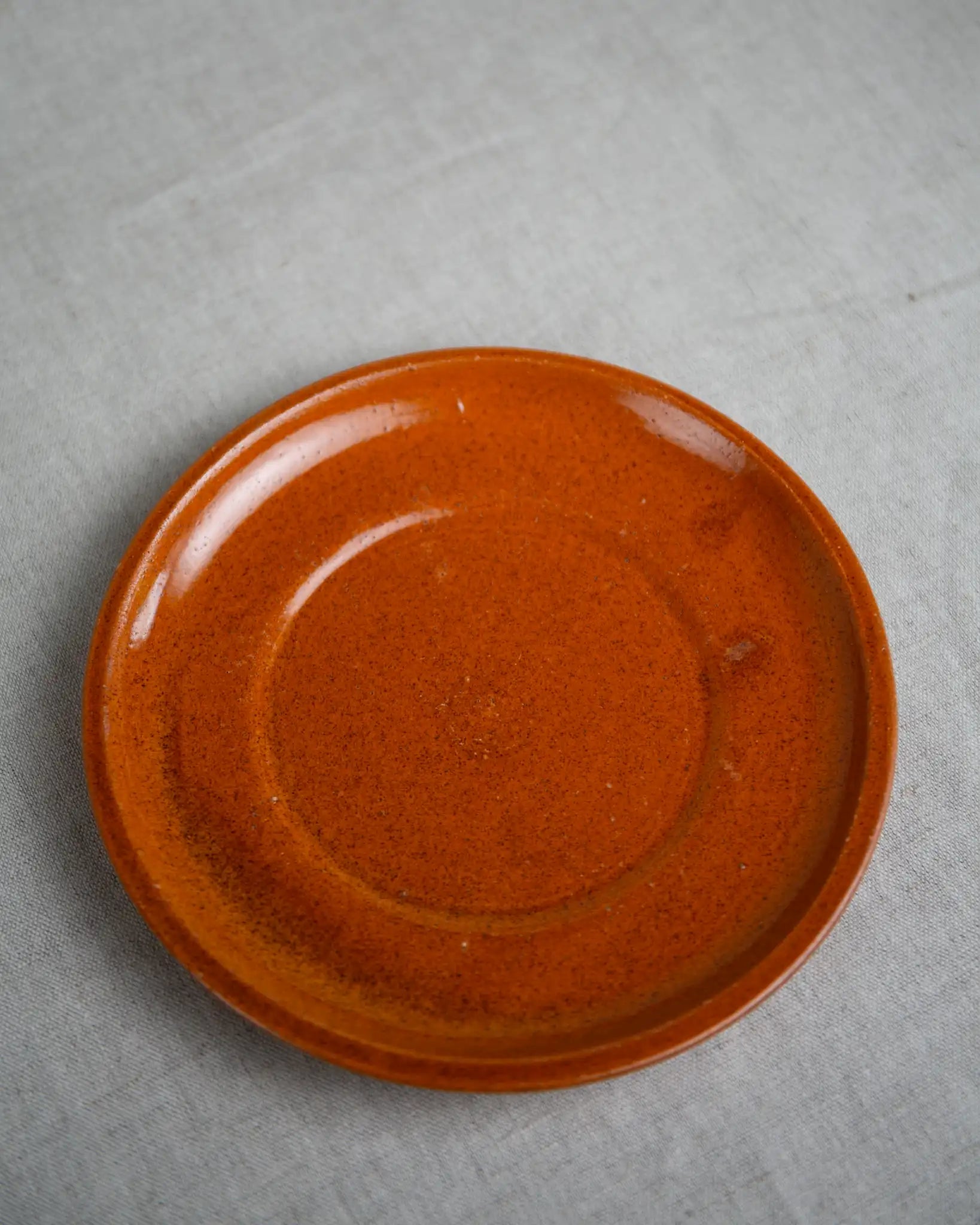 keramikteller-ton-keramik-kuchenteller-untersetzer-braun-kaffee-kuchen-vintage