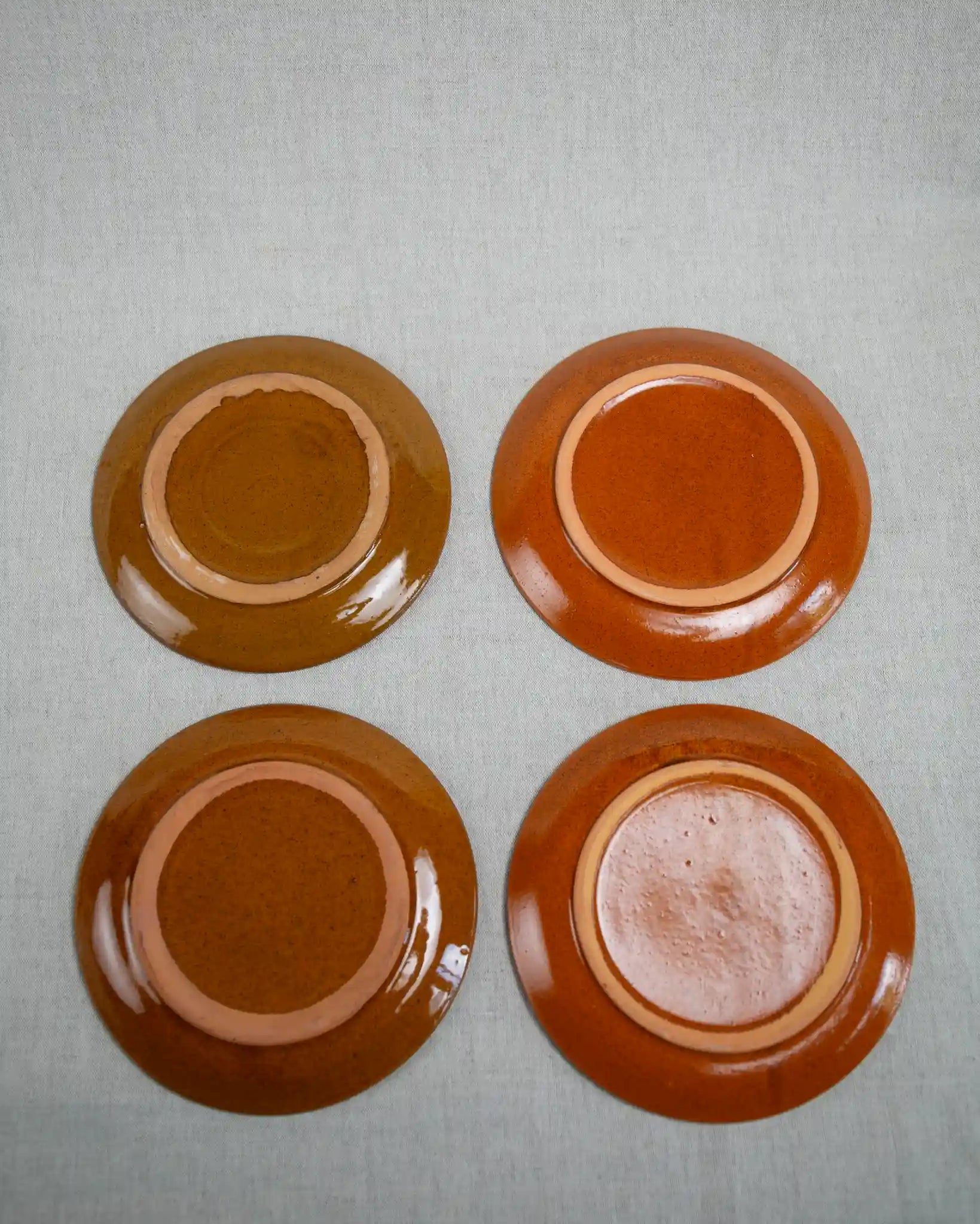 keramikteller-ton-keramik-kuchenteller-untersetzer-braun-kaffee-kuchen-vintage