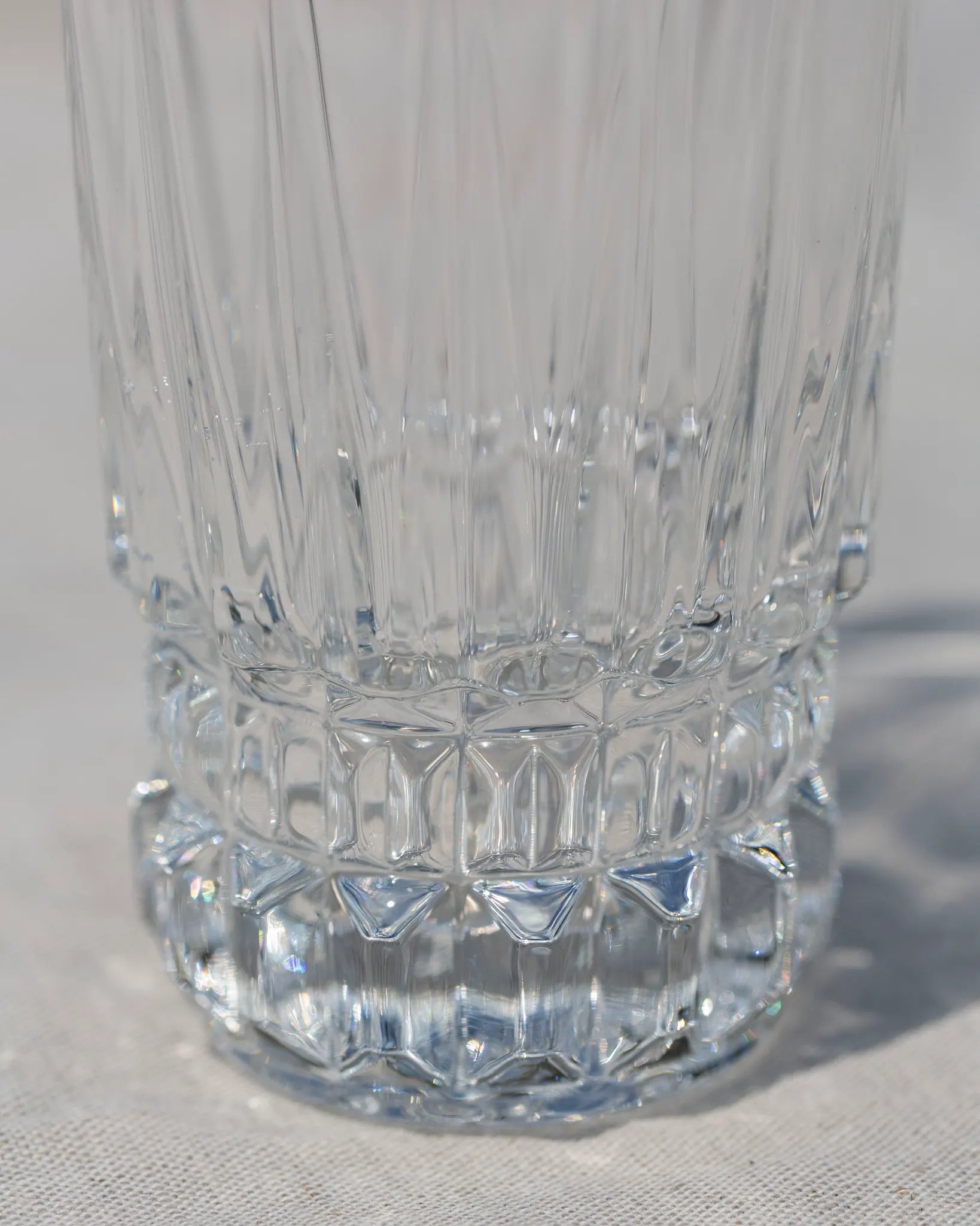 kristallglas-gläser-set-geschliffen-wasserglas-saftglas-verzierung
