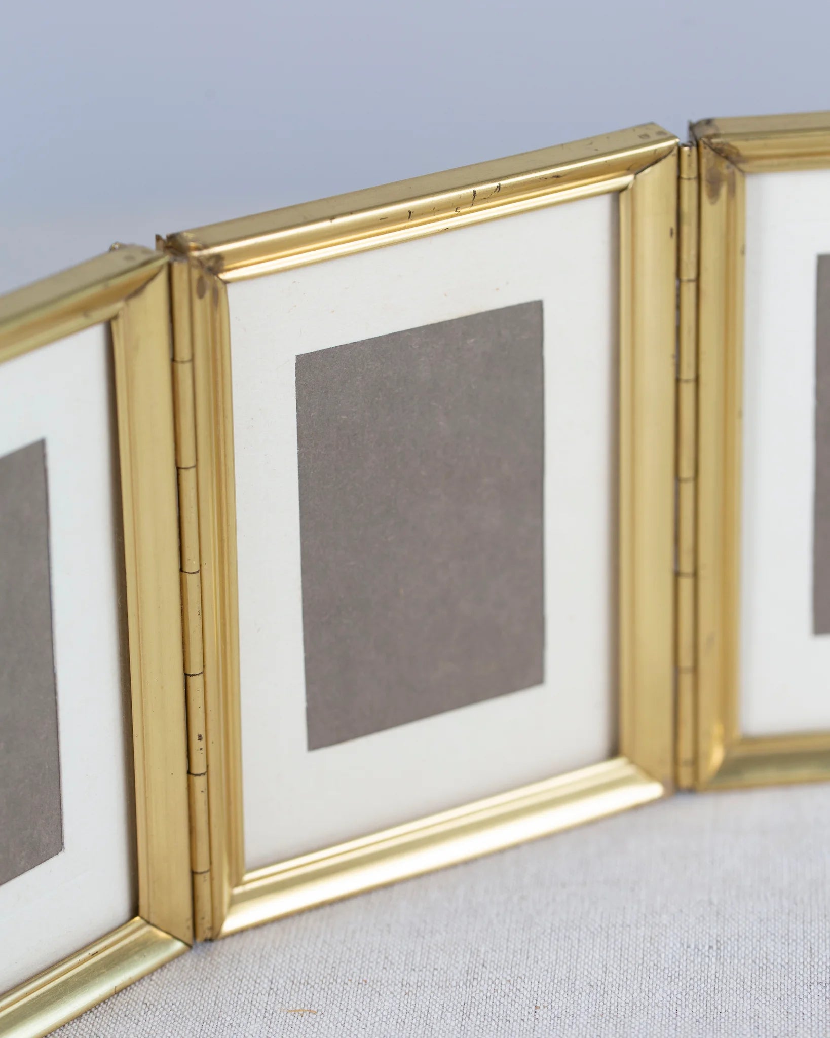 messing-rahmen-dreifach-bilderrahmen-vintage-klappbar-gold