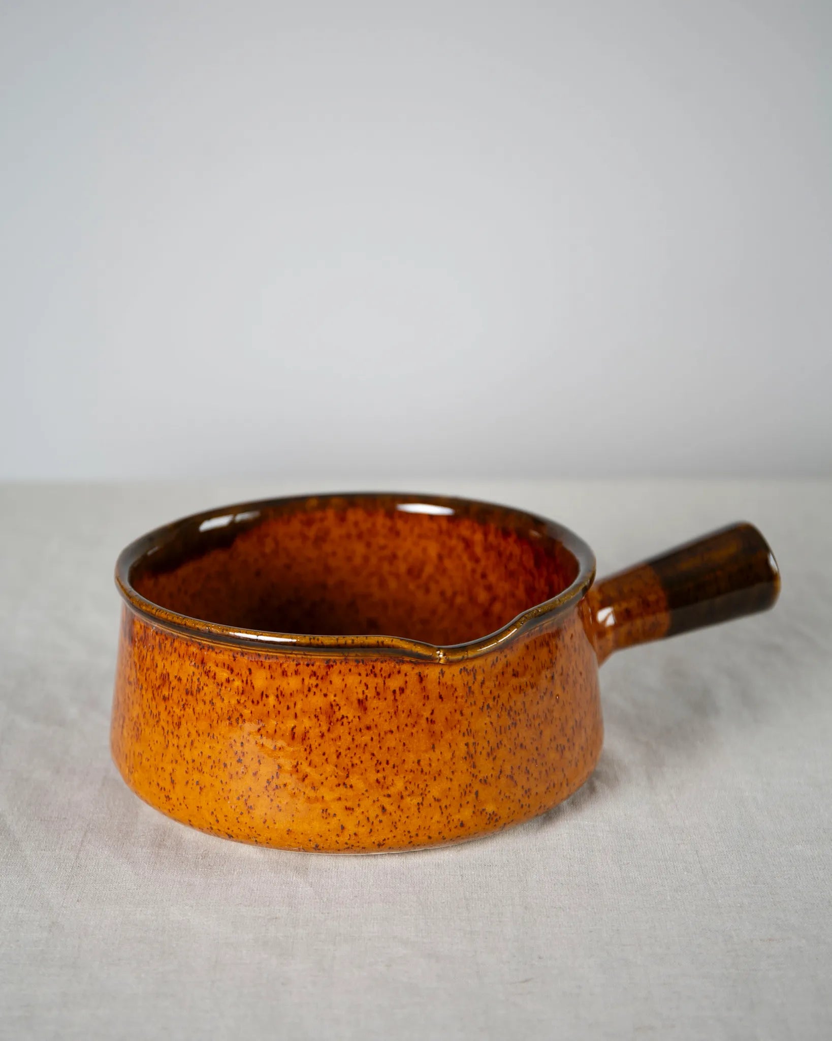 schale-henkel-henkelschale-braun-keramik-ofenschale-vintage
