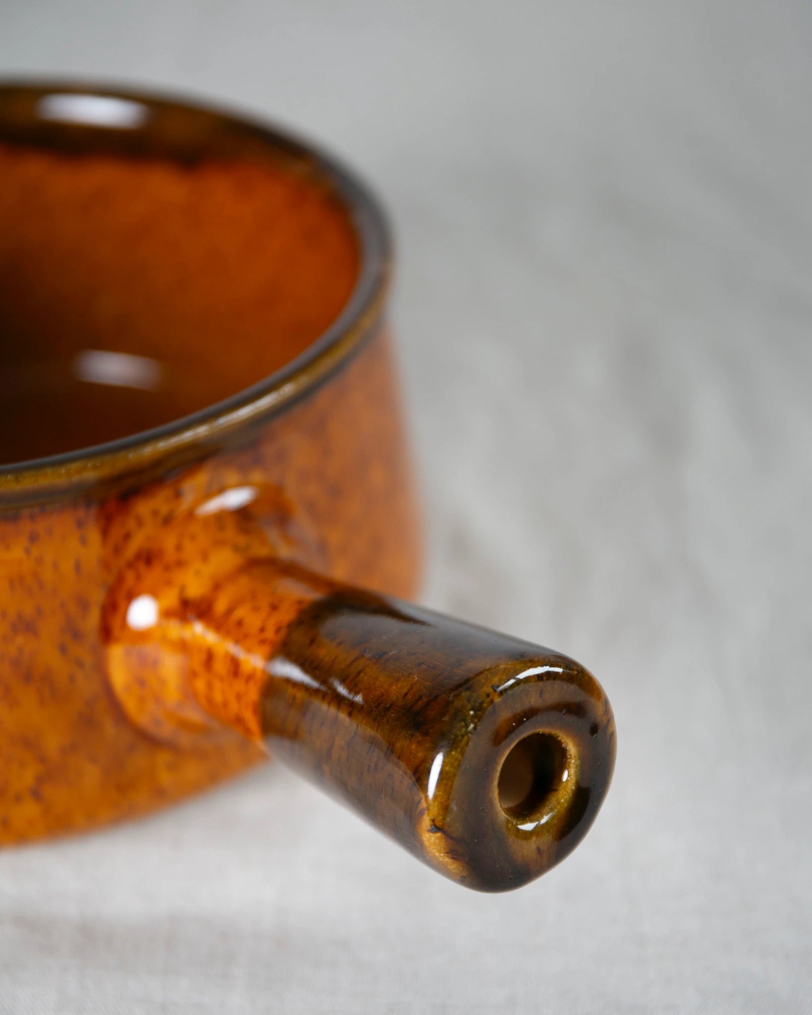 schale-henkel-henkelschale-braun-keramik-ofenschale-vintage