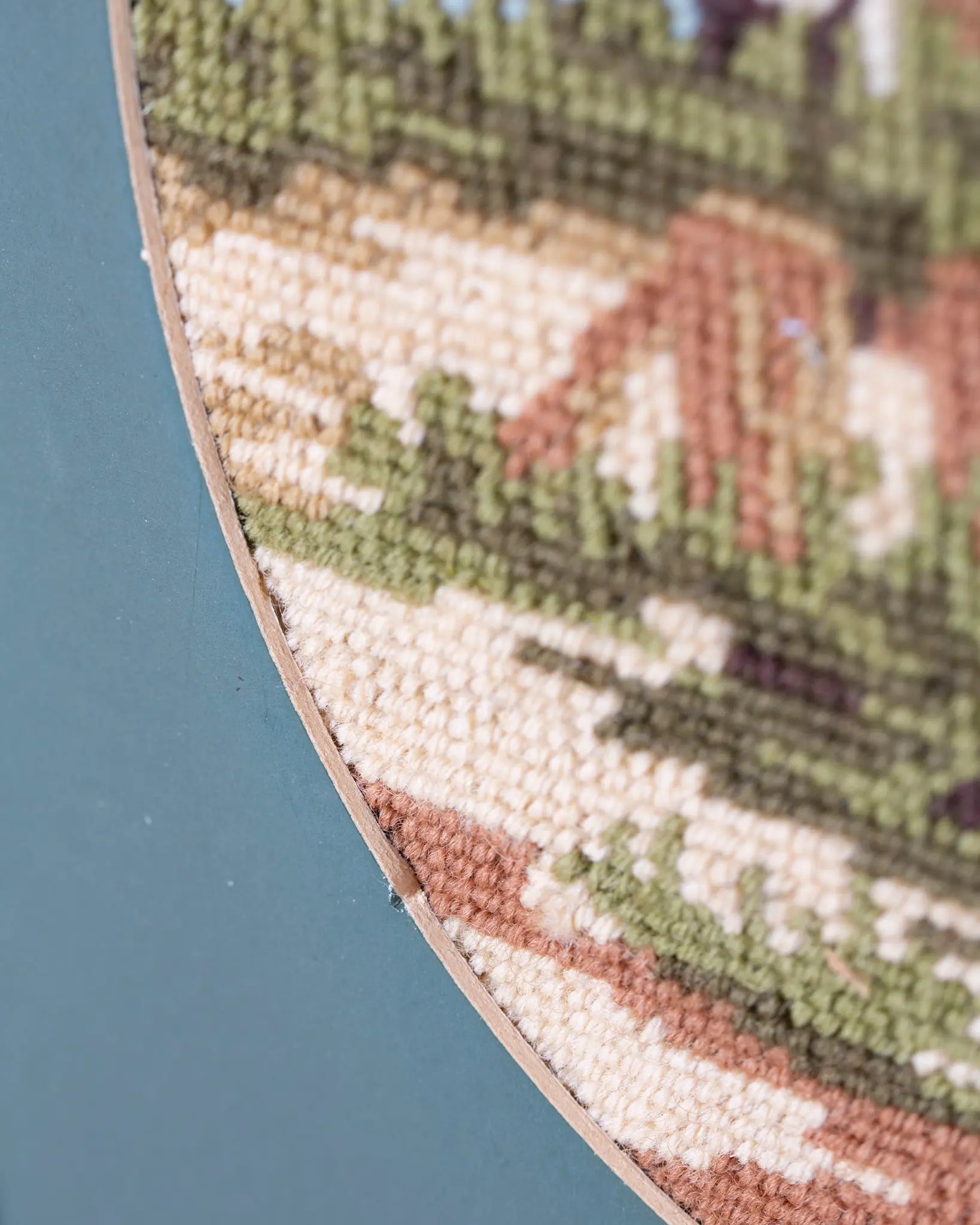 stickbild-rahmen-handarbeit-baum-passpartout-vintage