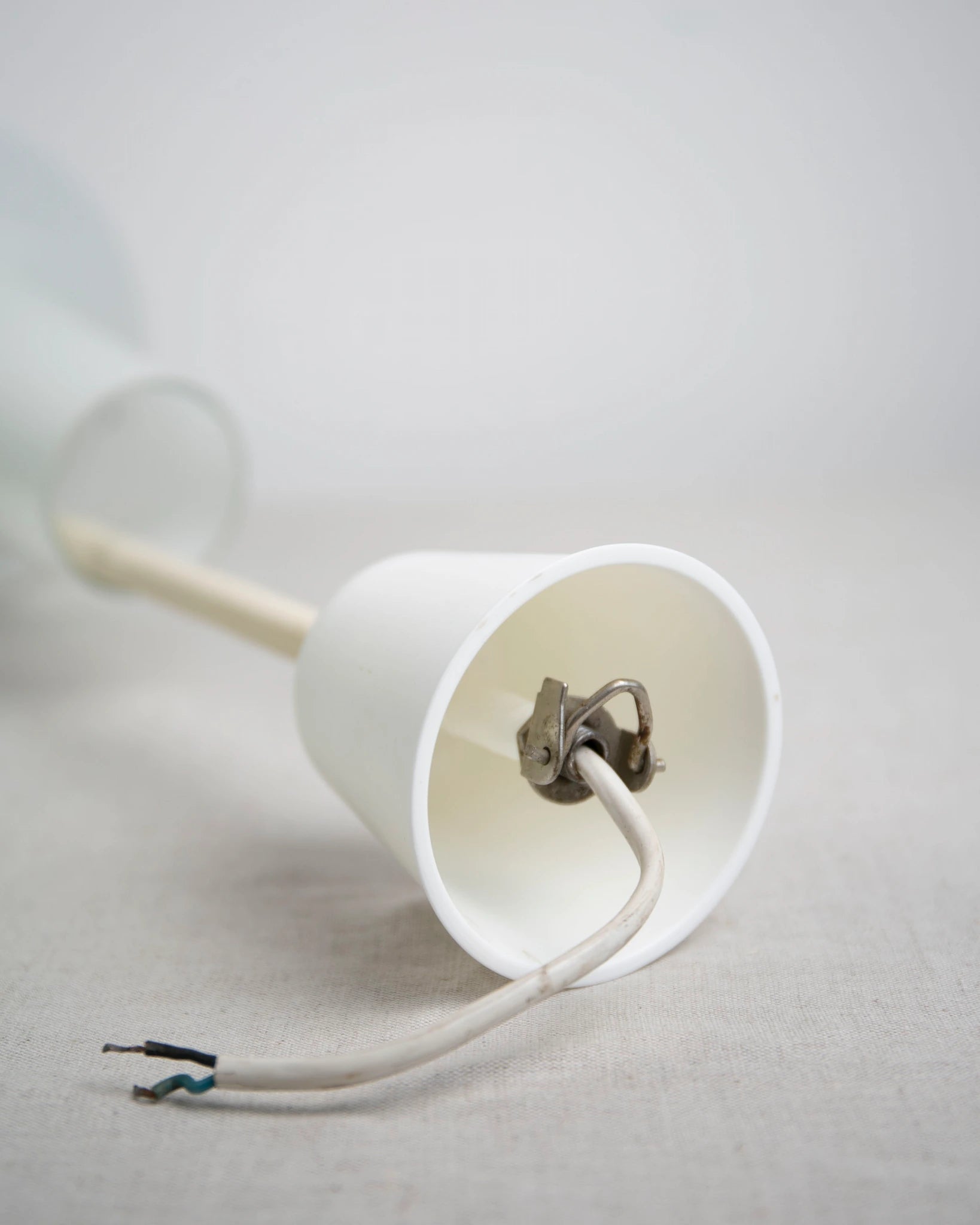 vintage-lampe-opalglas-pendelleuchte-hängelampe-lampe-70er-leuchte