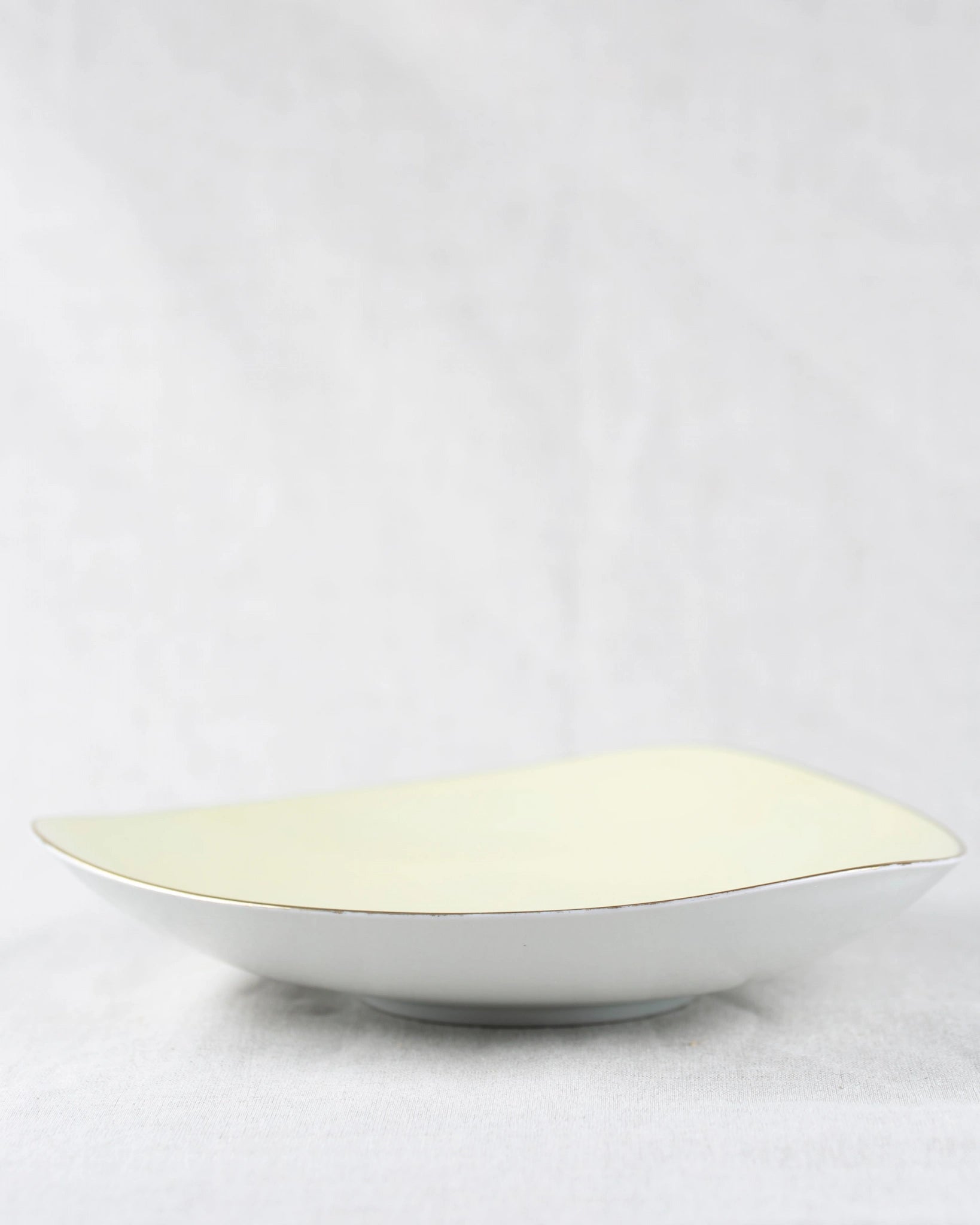 weimar-porzellan-teller-schale-gelb-made-in-germany-vintage