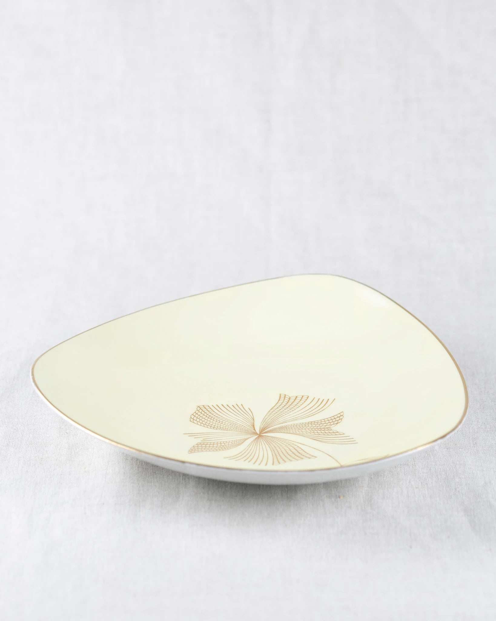 weimar-porzellan-teller-schale-gelb-made-in-germany-vintage
