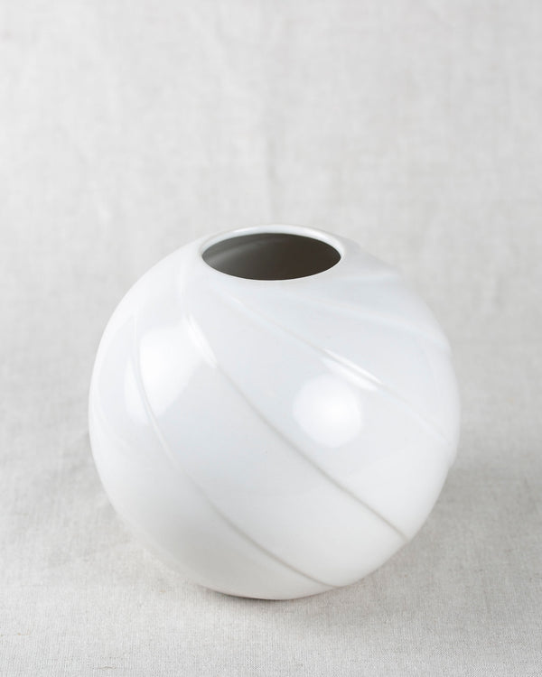 Weiße Keramik Kugelvase