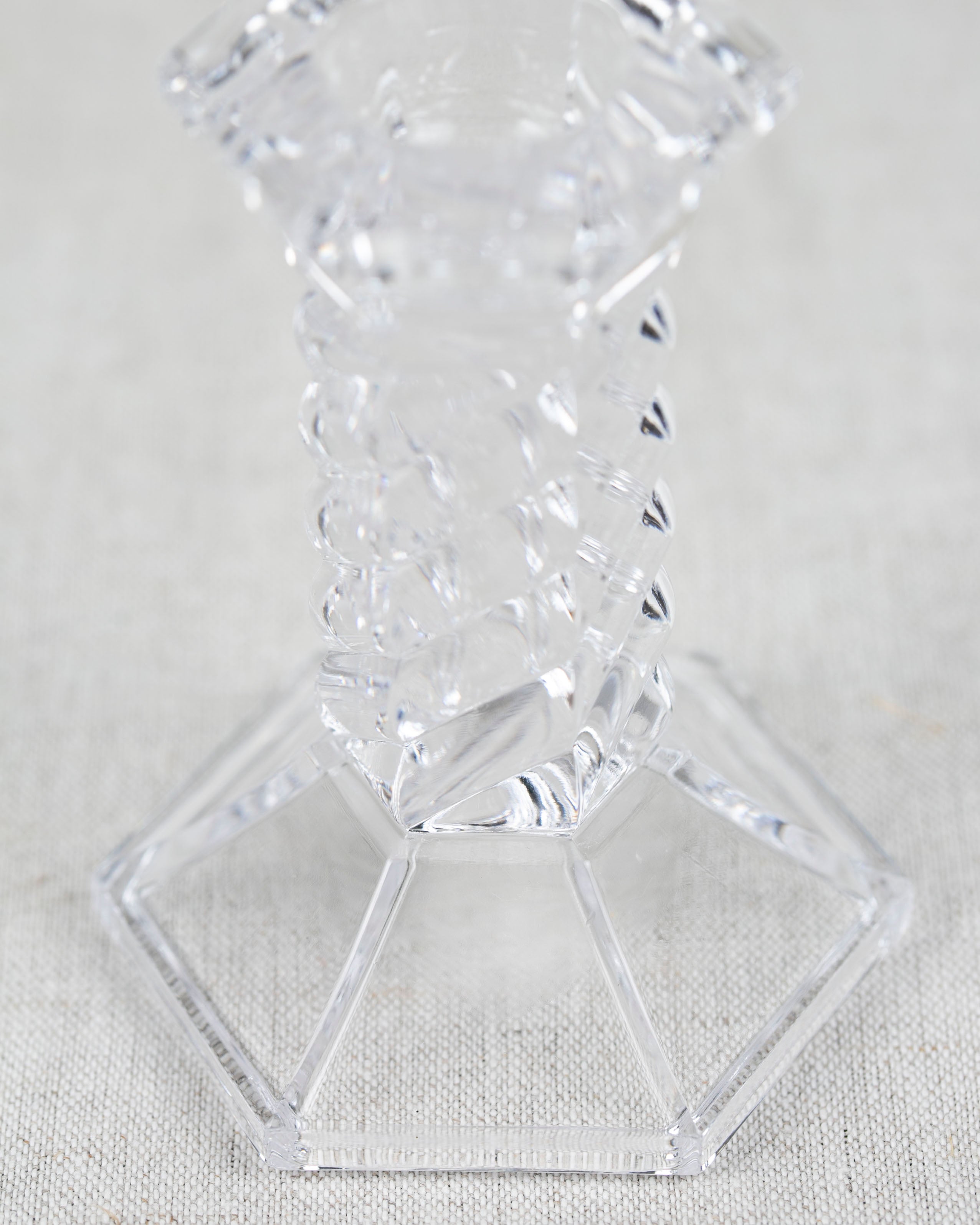 Edler Kerzenständer aus Glas