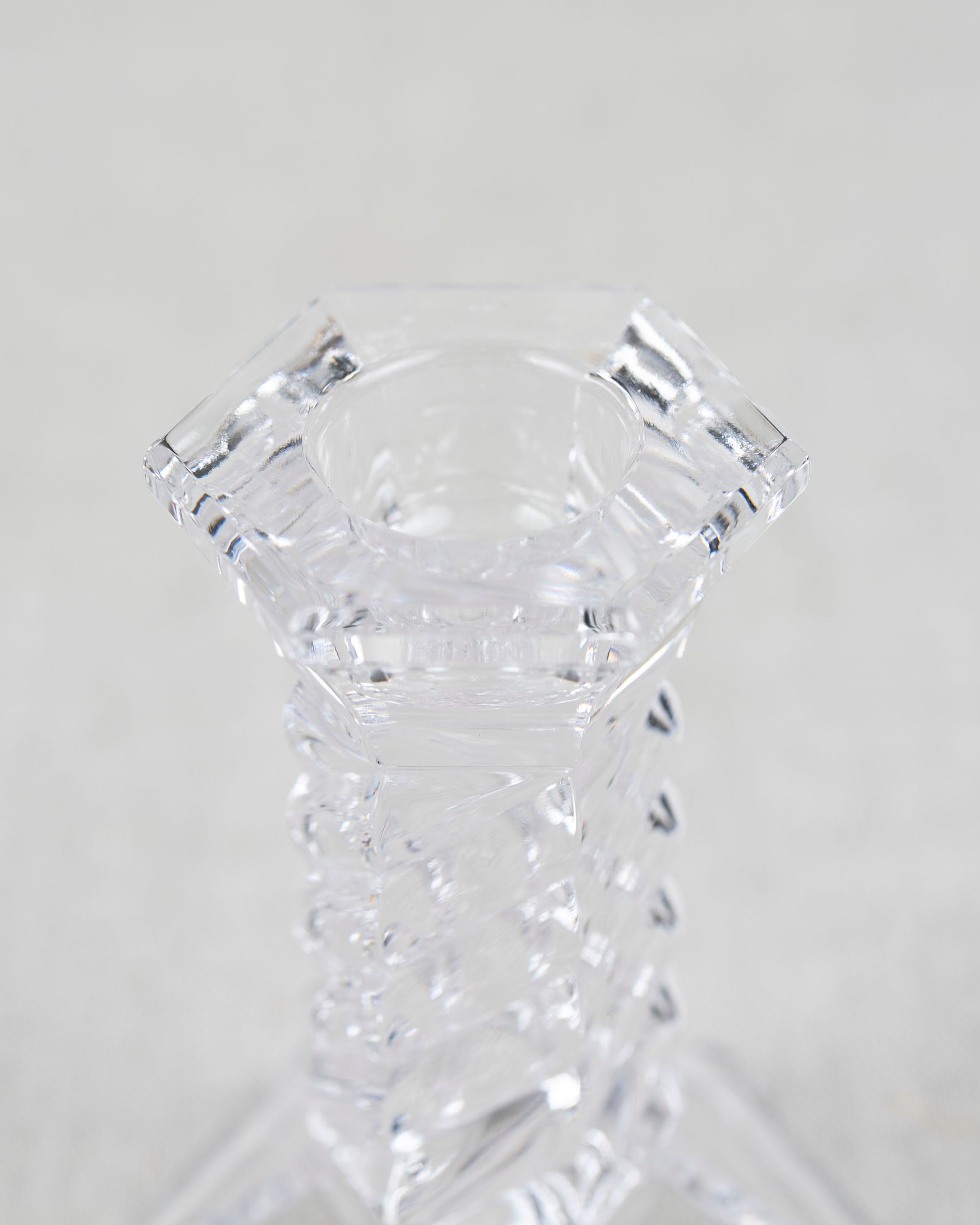 Edler Kerzenständer aus Glas