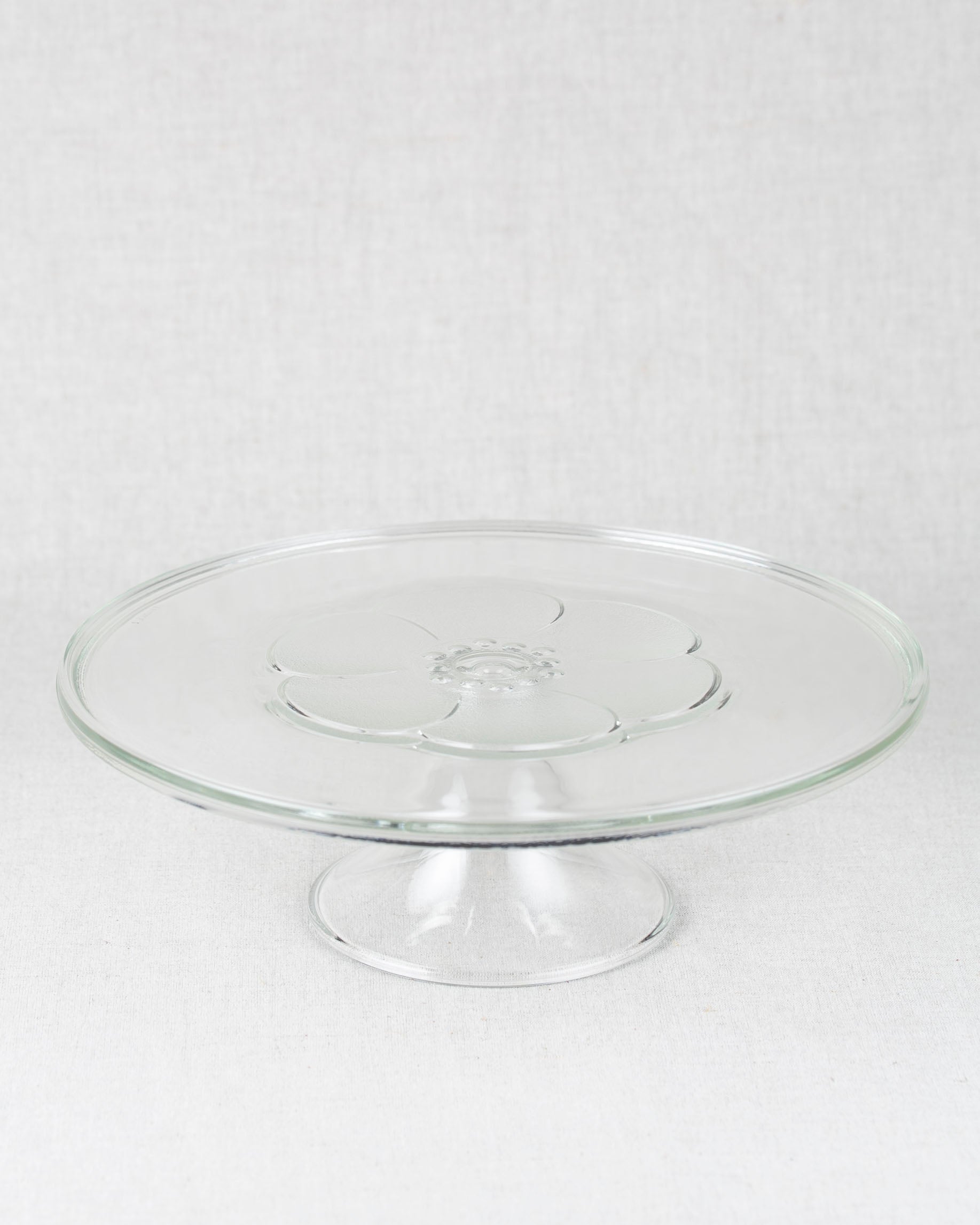 Tortenplatte mit Fuß aus Glas