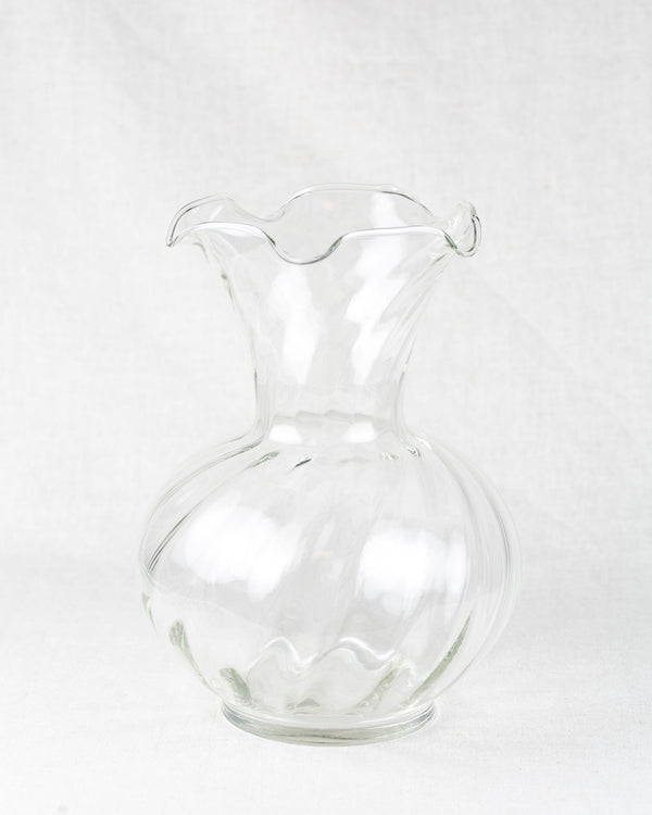 Große Vase aus Glas mit Rüschenrand