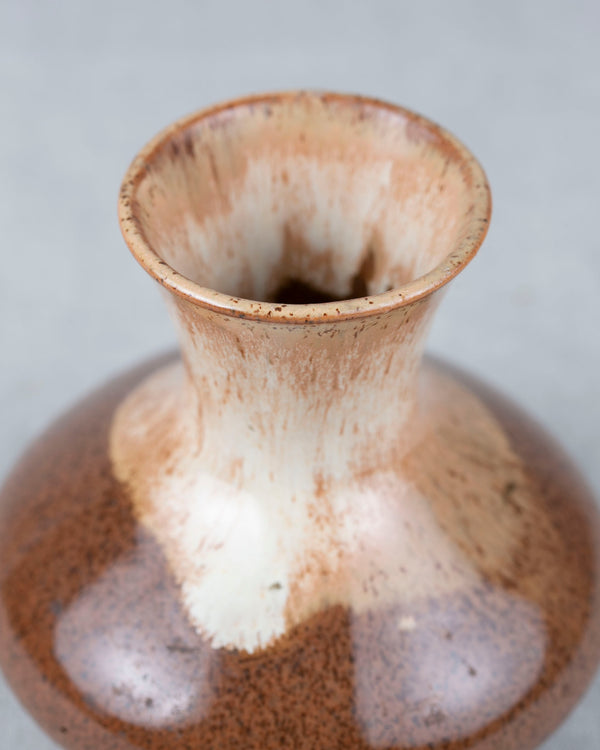 Vase aus Keramik in Braun mit Verlauf