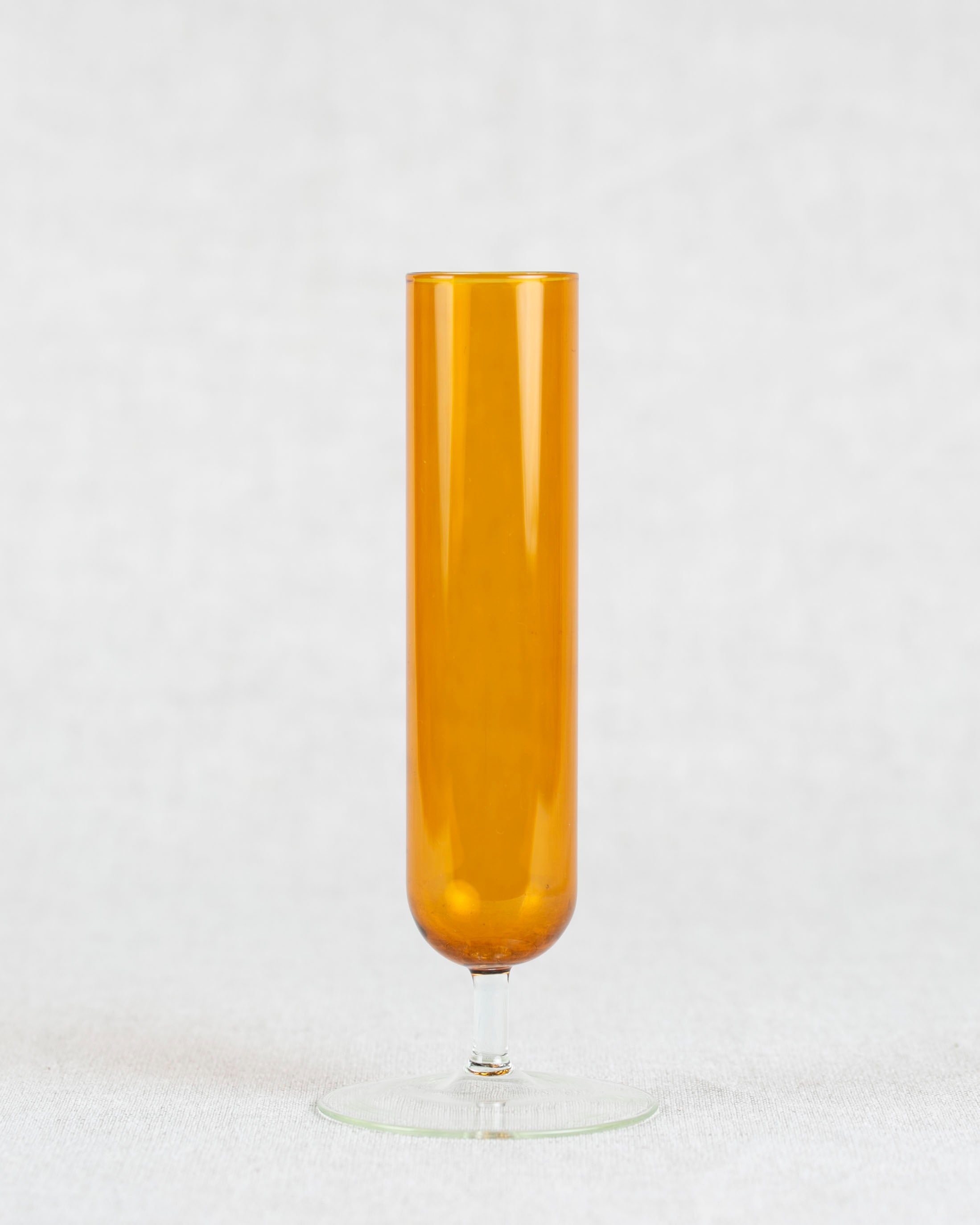 schmale bernsteinfarbene Glaskunst Vase