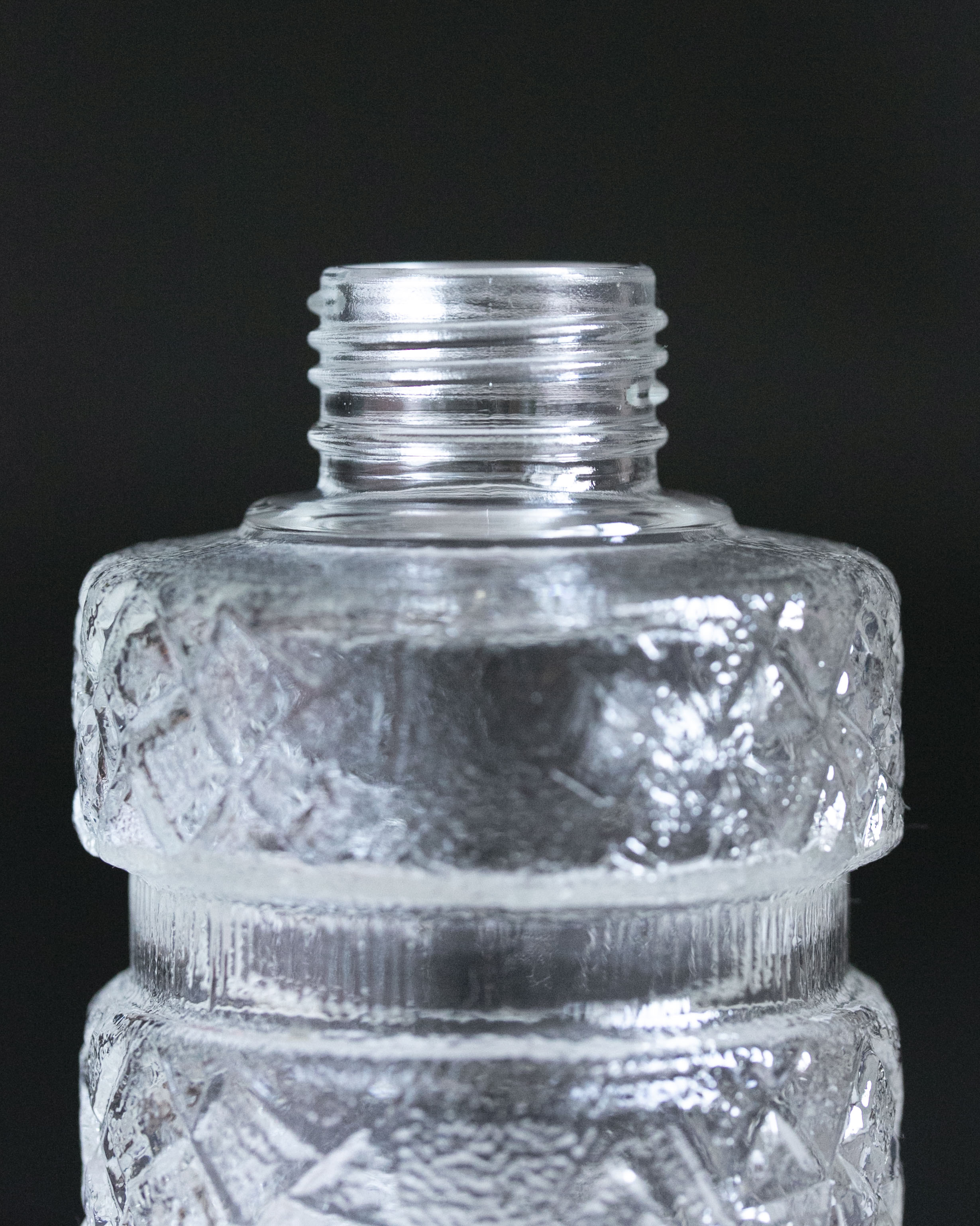 Dekanter oder Whiskeyflasche aus Glas