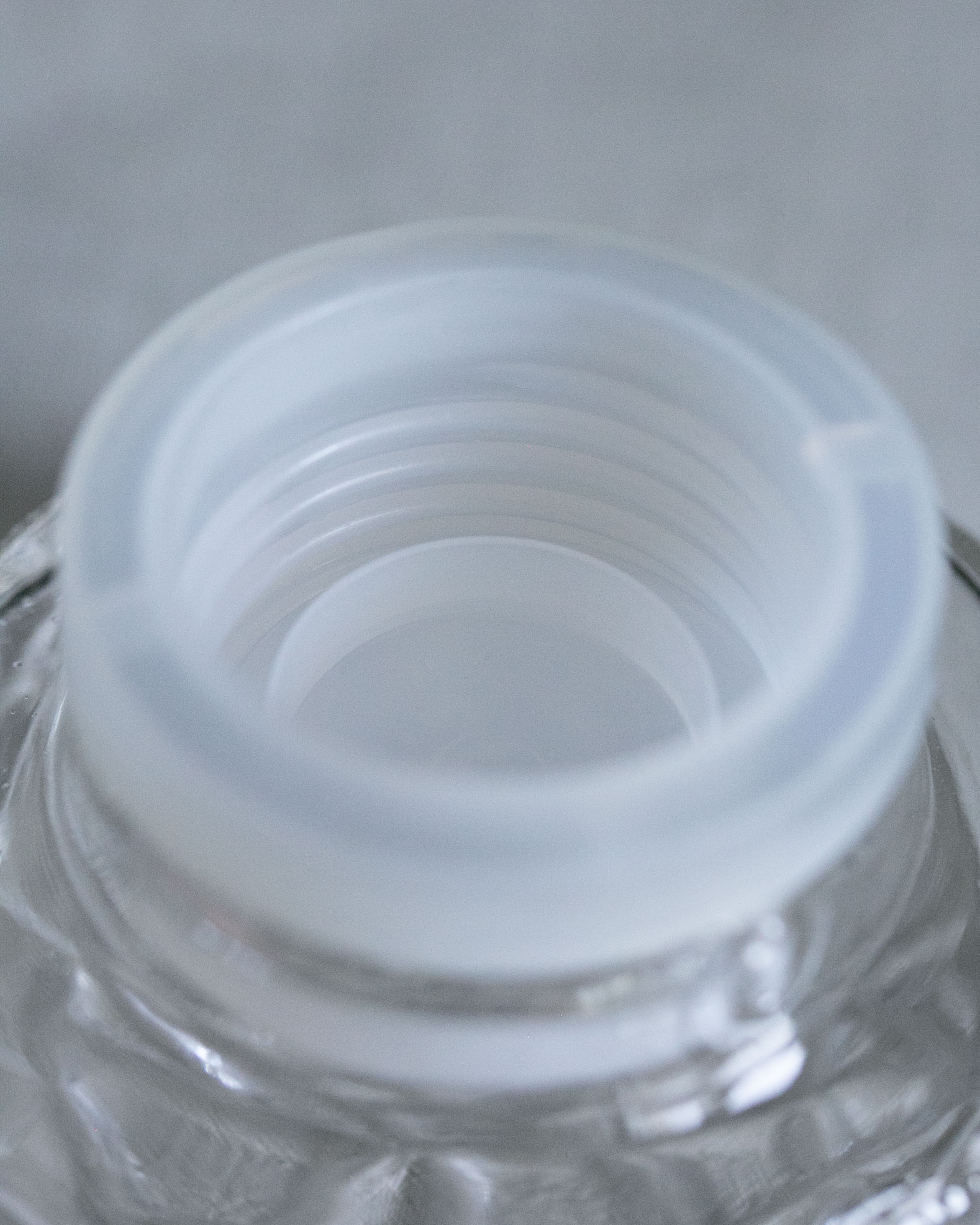 Dekanter oder Whiskeyflasche aus Glas