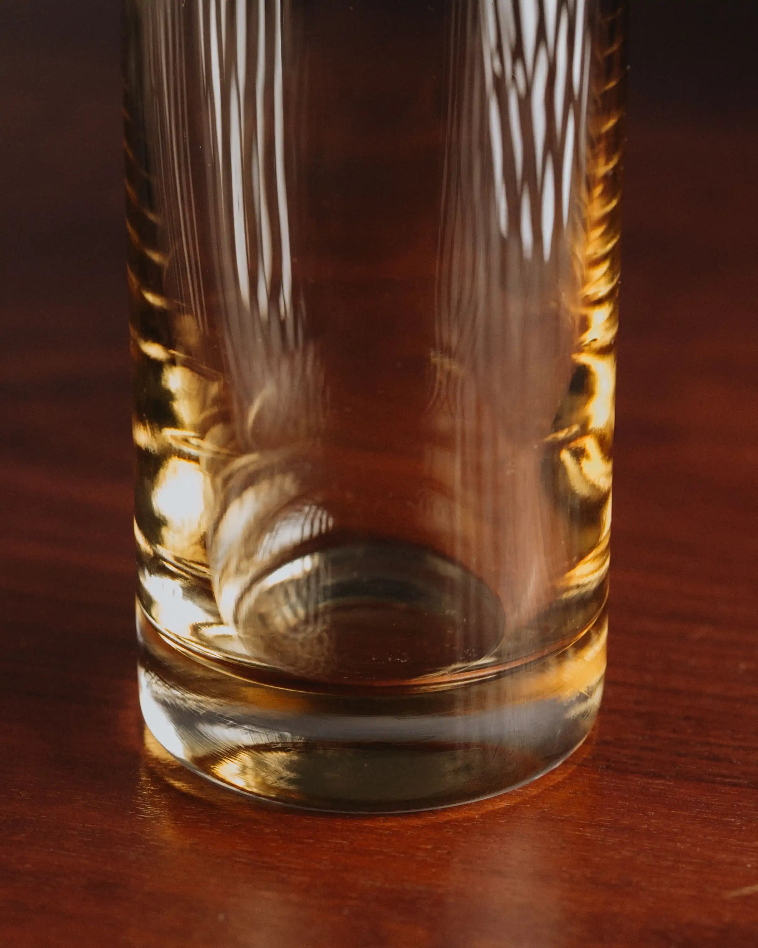 Bernsteinfarbene Trinkgläser aus Glas 4er-Set