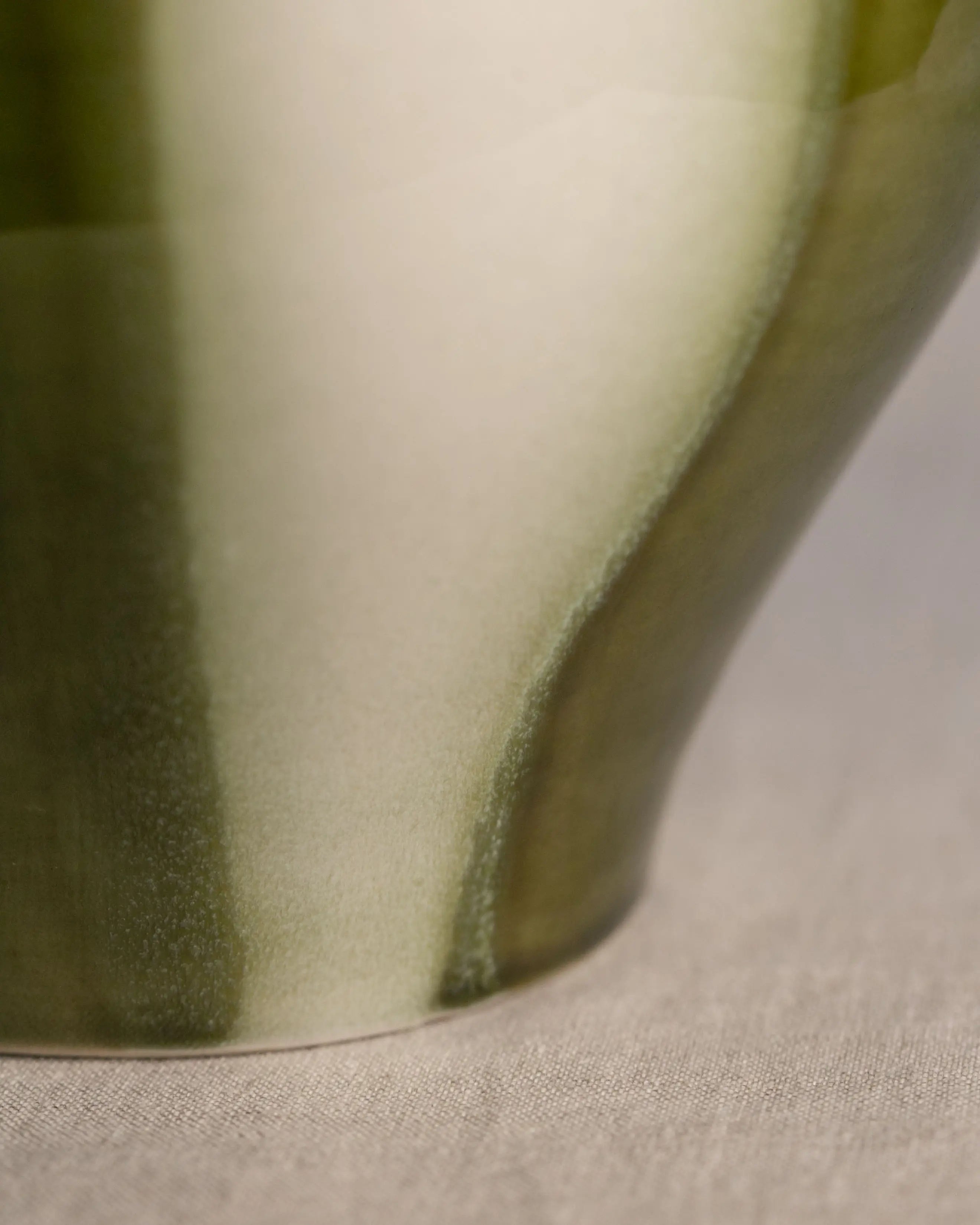 Midcentury Vase aus Keramik in grün von Ditmar Urbach