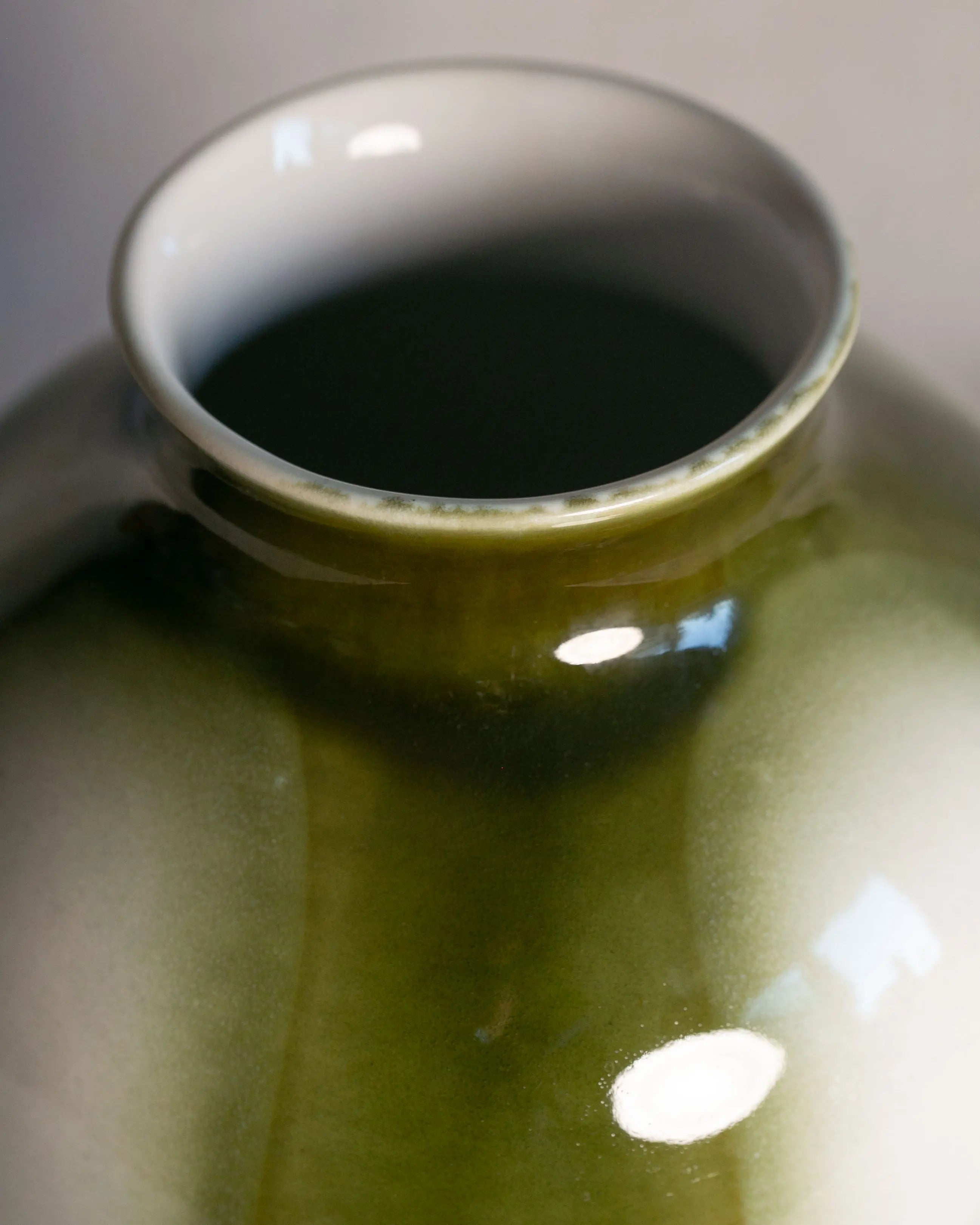 Midcentury Vase aus Keramik in grün von Ditmar Urbach