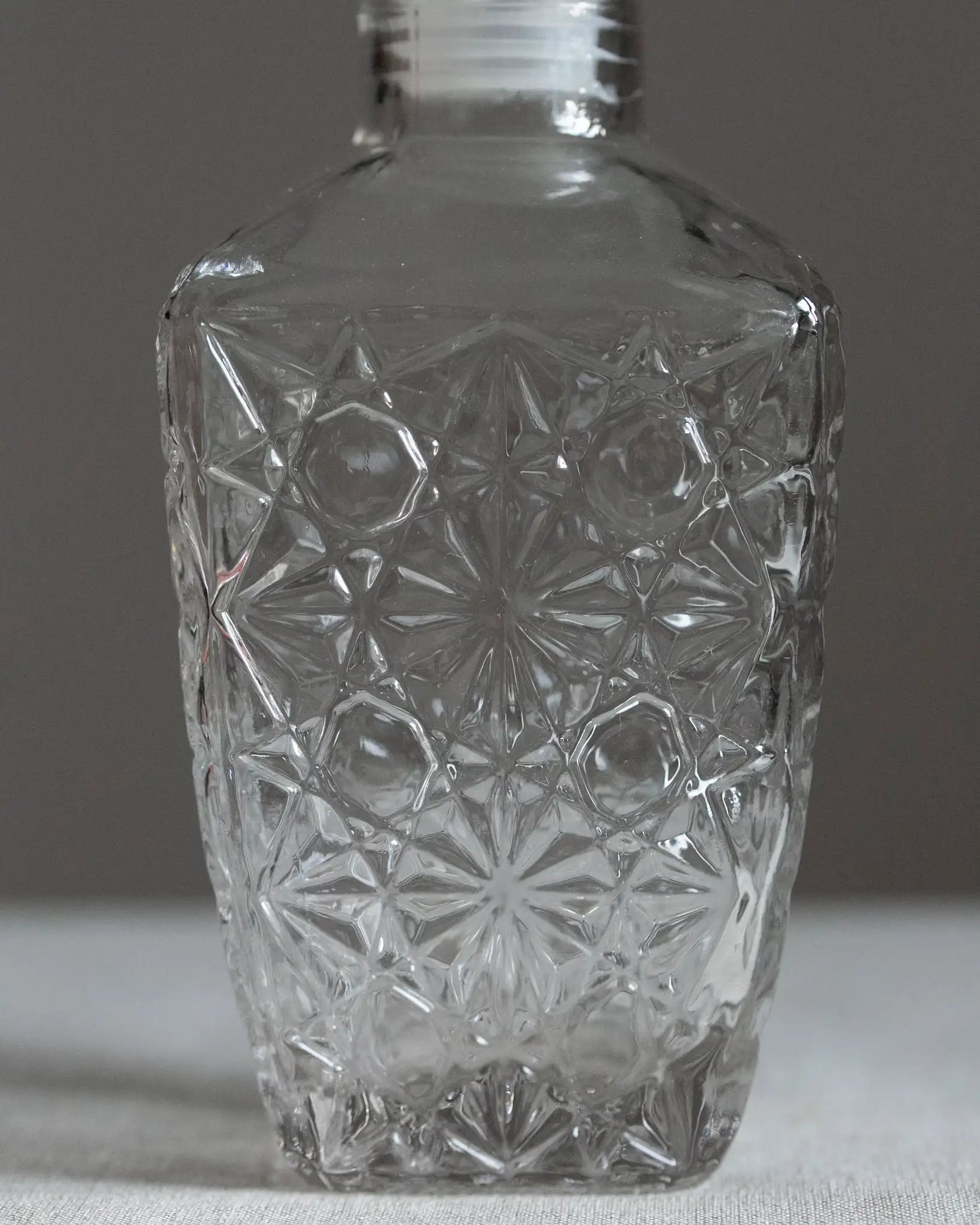 dekanter-glas-karaffe-whiskeykarafffe-whiskey-spirituosen