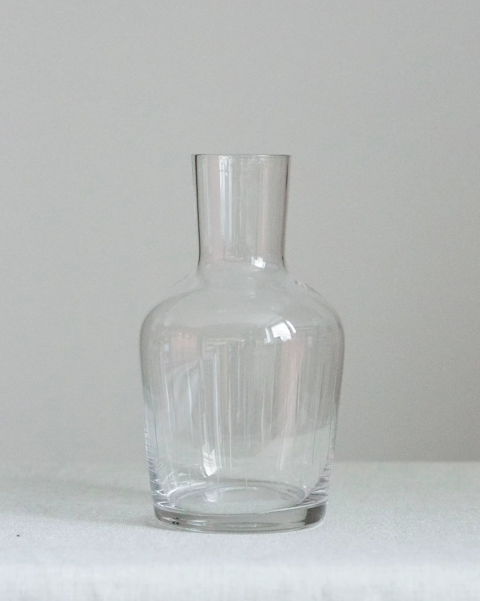 glaskaraffe-dekanter-glas-gestreift