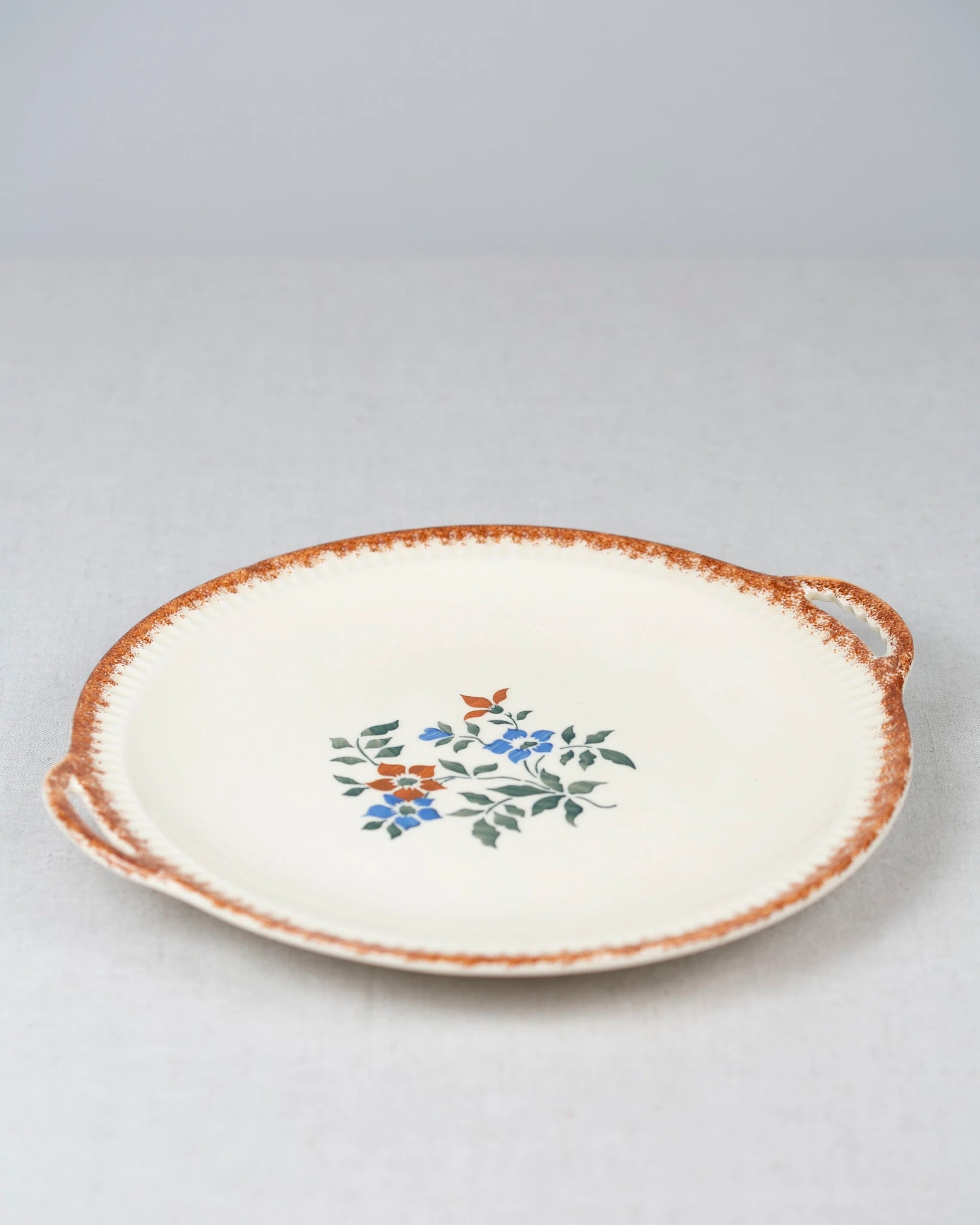 keramik-teller-ton-blumen-henkel-vintage