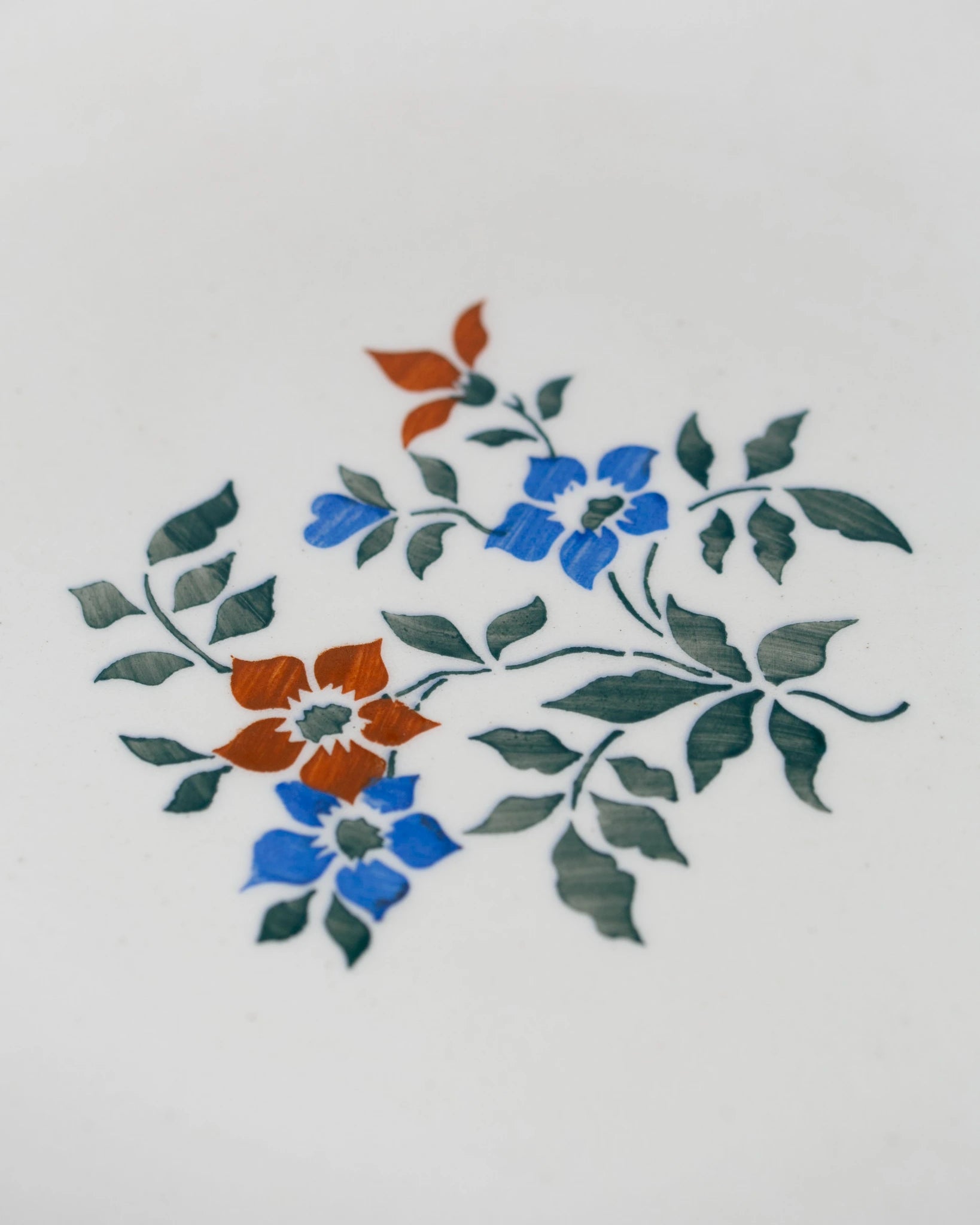 keramik-teller-ton-blumen-henkel-vintage