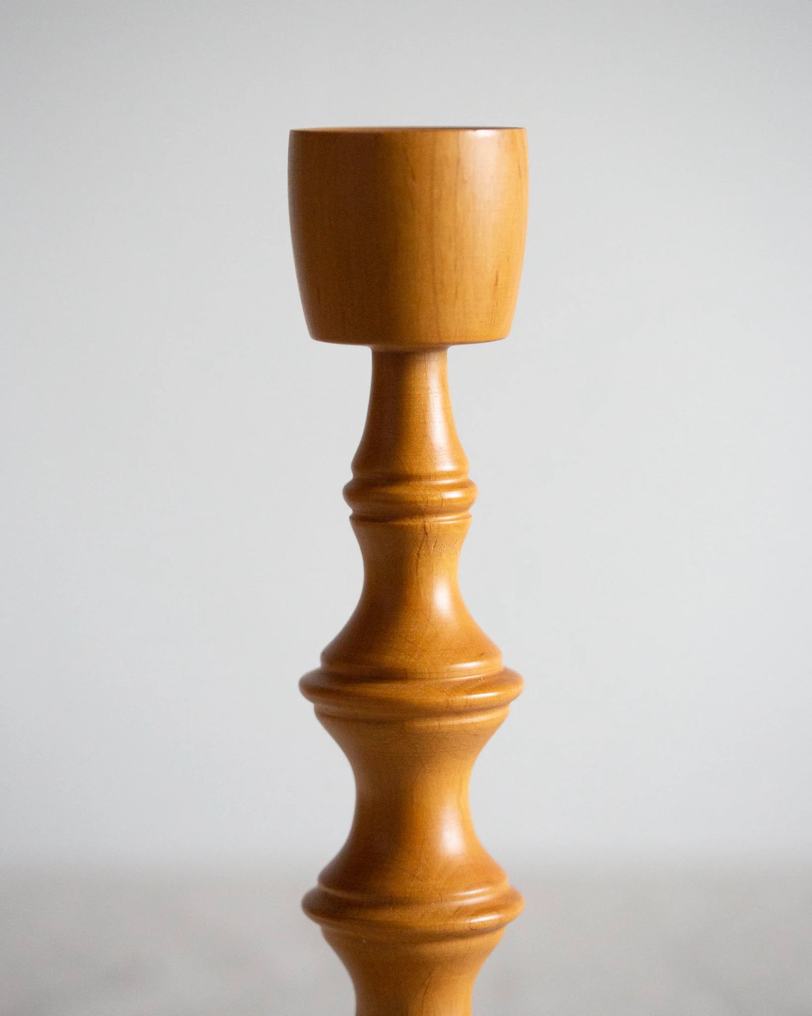 kerzenhalter-holz-gedrechselt-vintage-kerzenständer