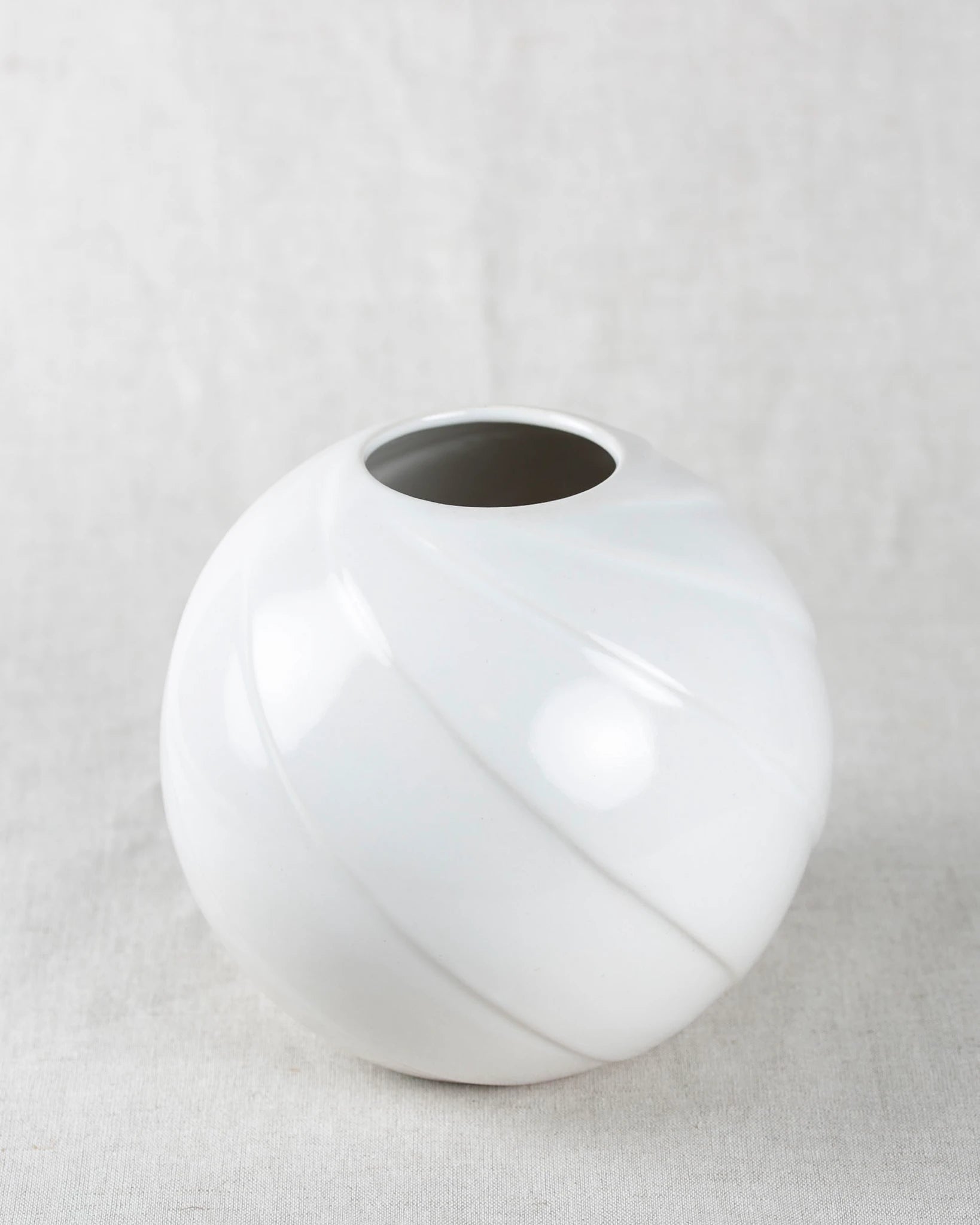 kugelvase-vase-porzellan-vintage
