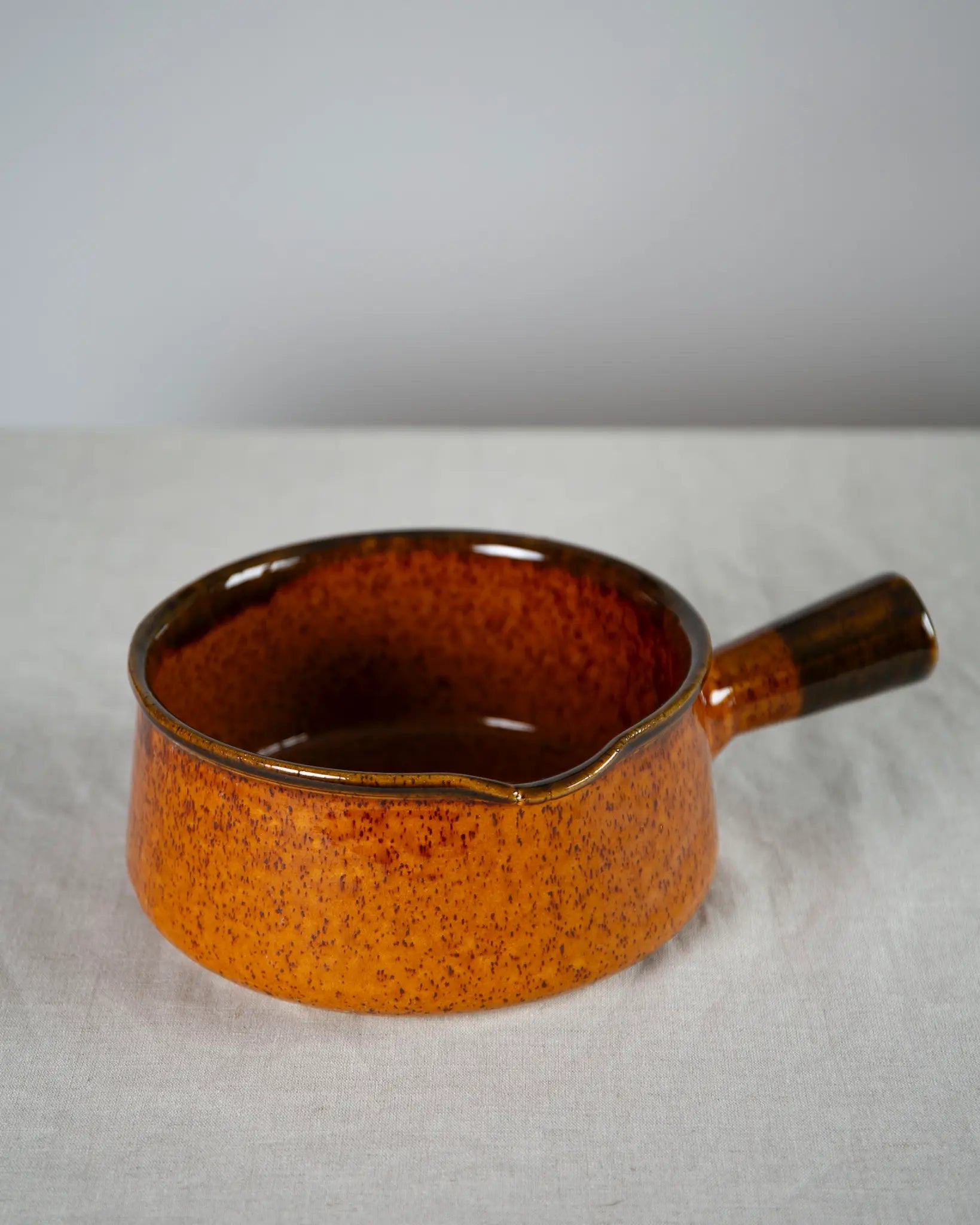 schale-henkel-henkelschale-braun-keramik-ofenschale-vintage