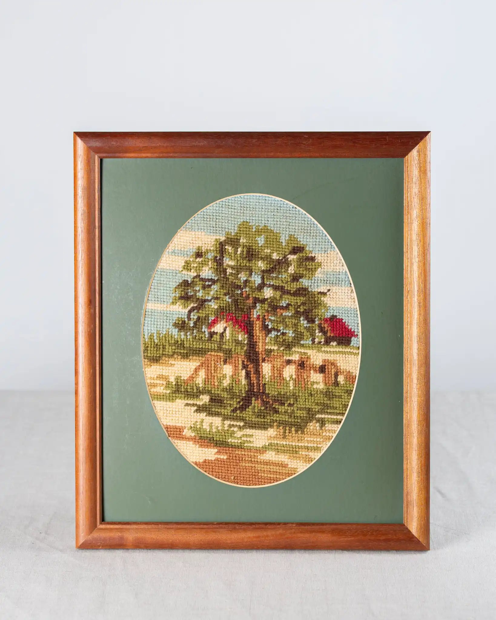 stickbild-rahmen-handarbeit-baum-passpartout-vintage