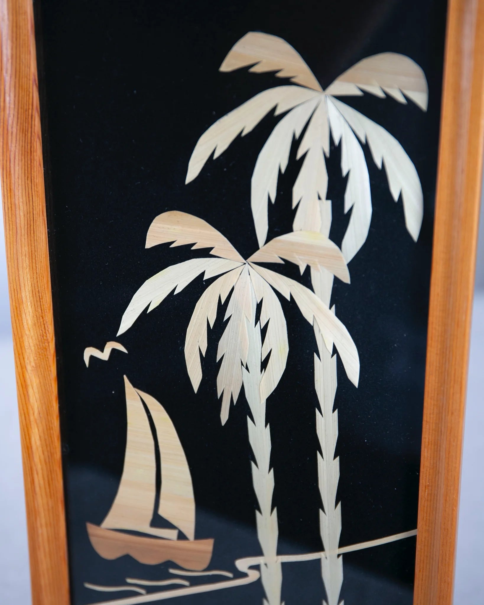 strohintarsien-holzbild-strohbild-rahmen-palmen-segelboot-vintage