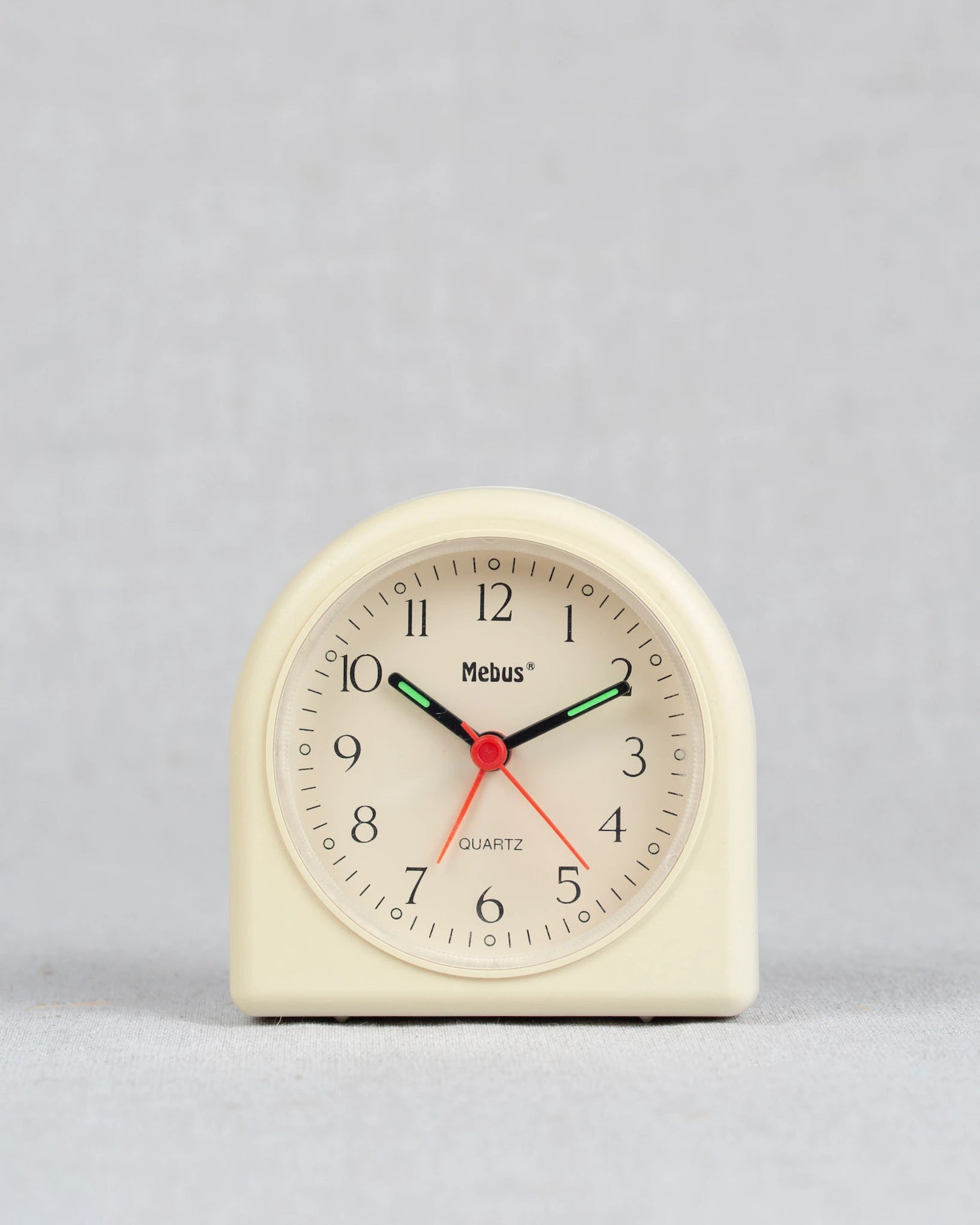 wecker-tischwecker-uhr-mebus-vintage-quartz-weiß