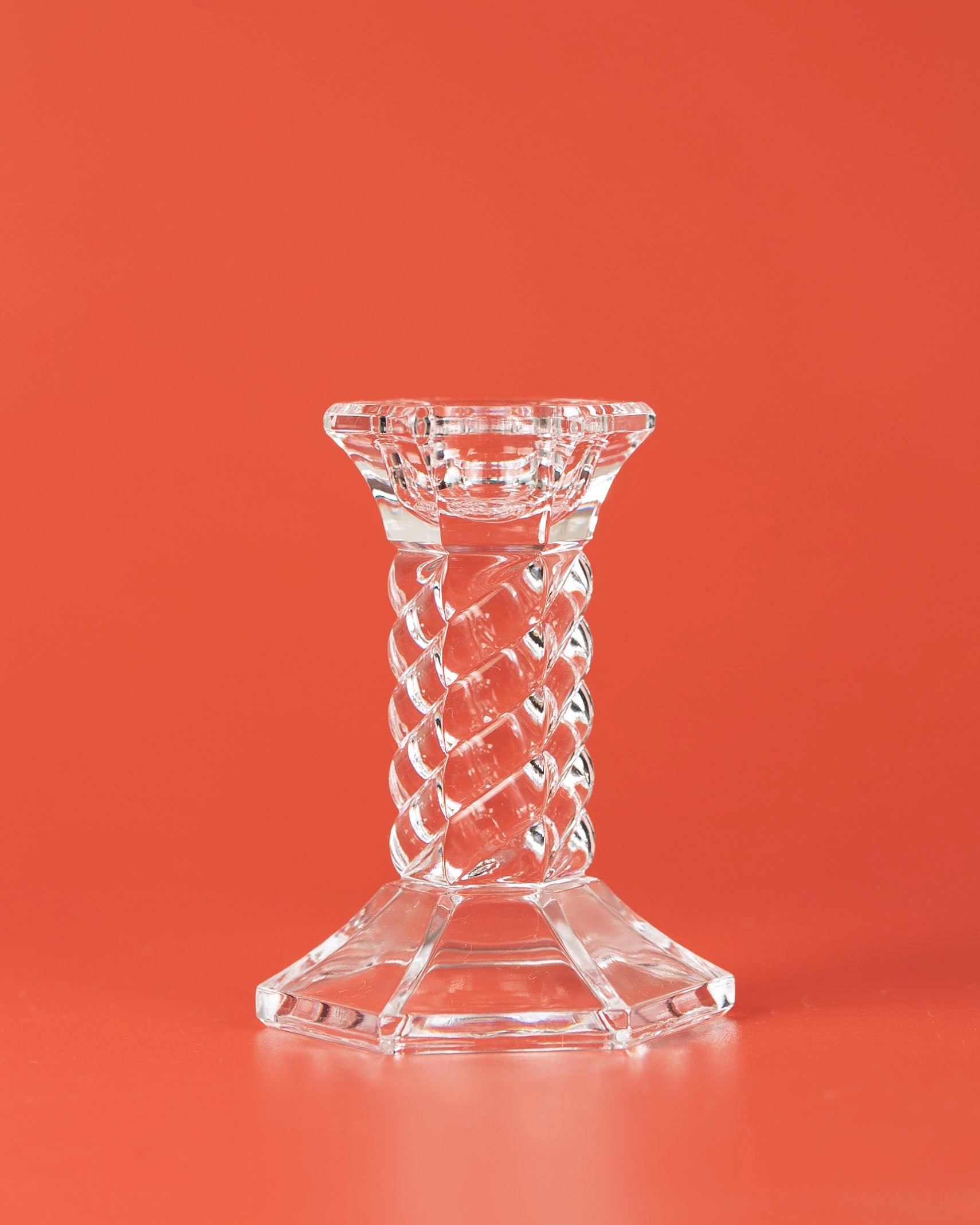 Edler Kerzenständer aus Glas