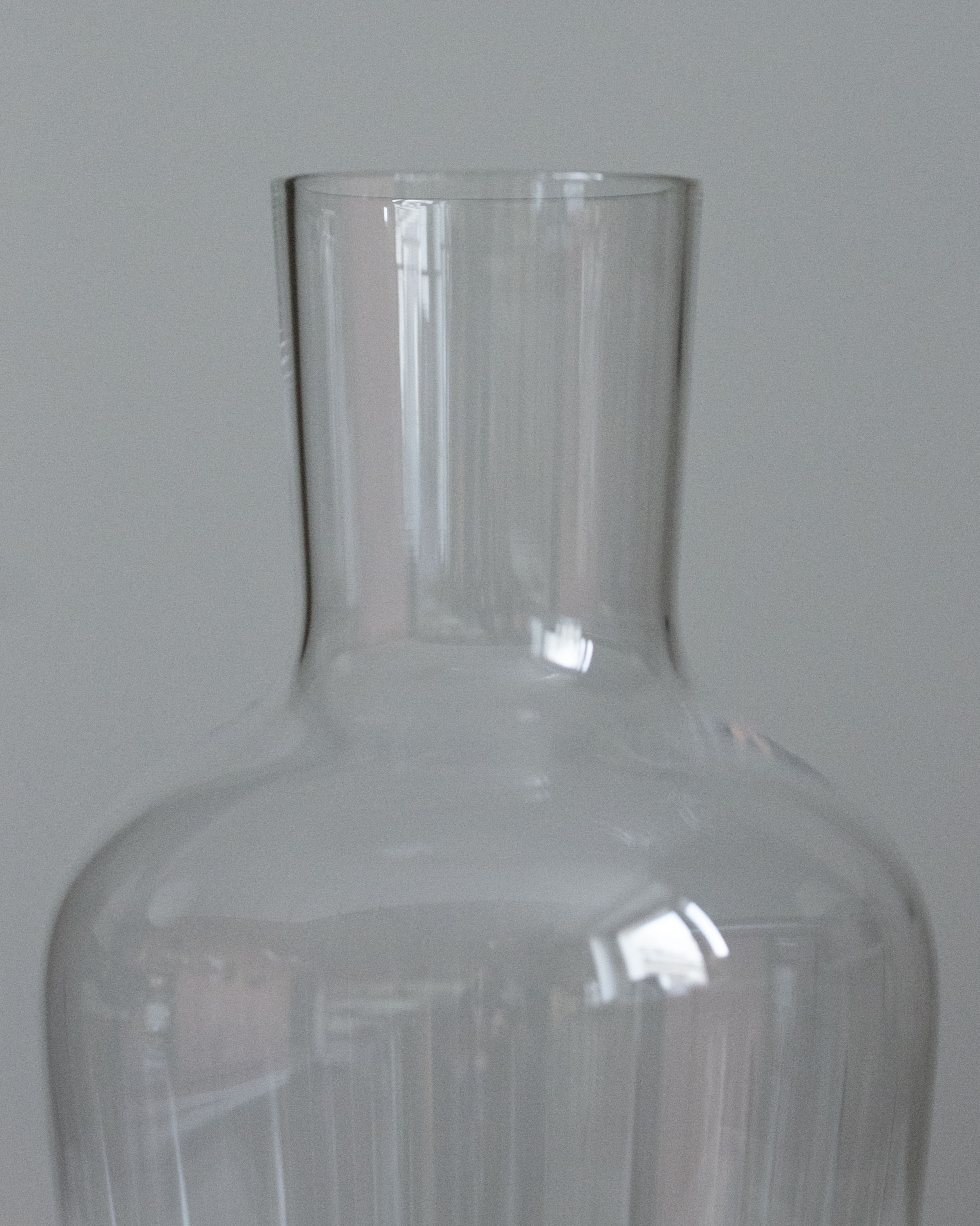 Gestreifte Blumenvase aus Glas
