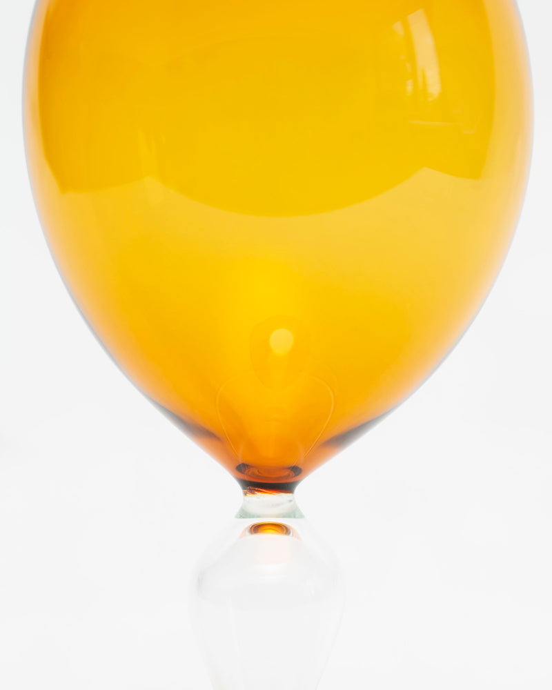 bernsteinfarbene Glaskunst Vase mit Rüschenrand