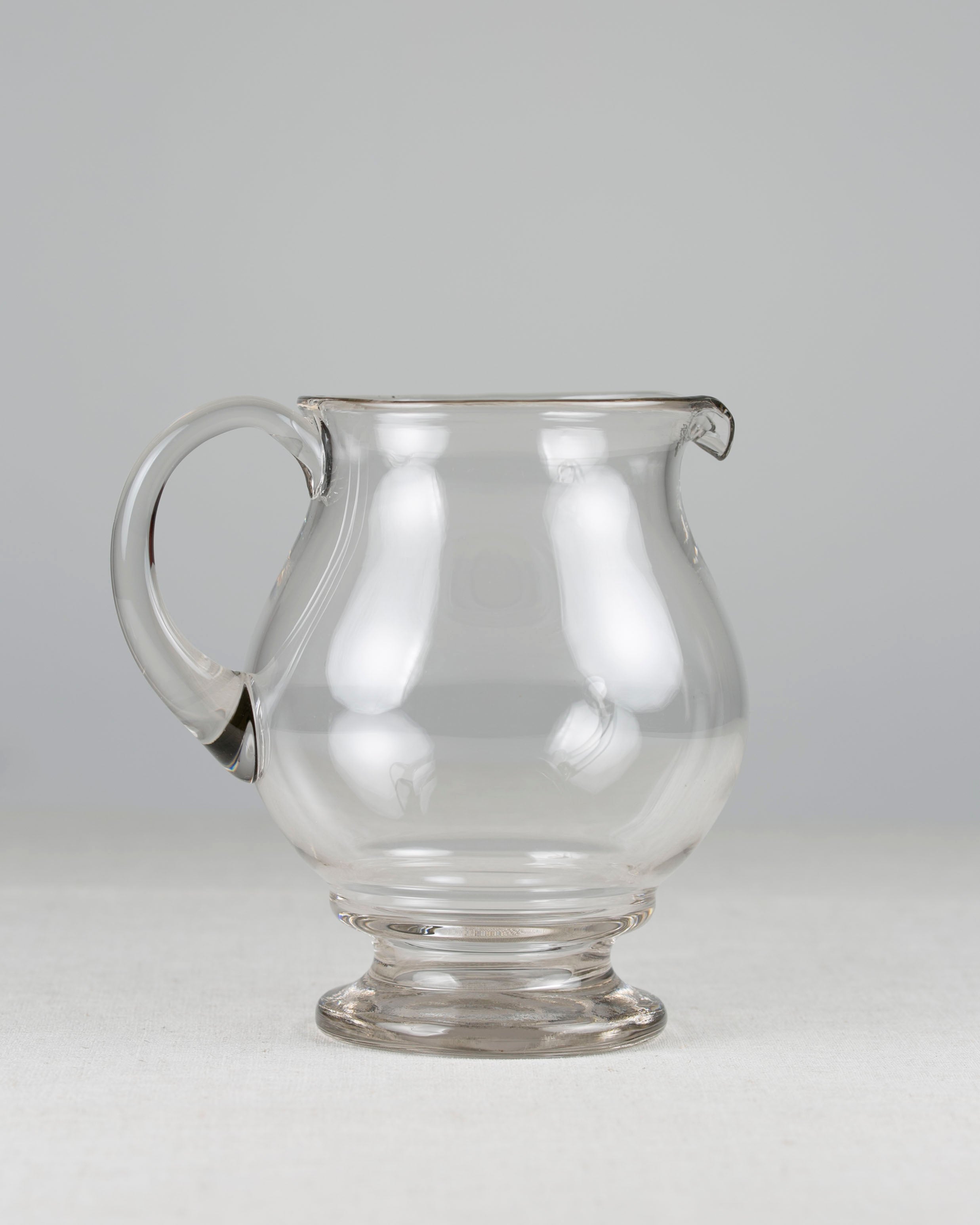 kleine Vintage Glaskaraffe
