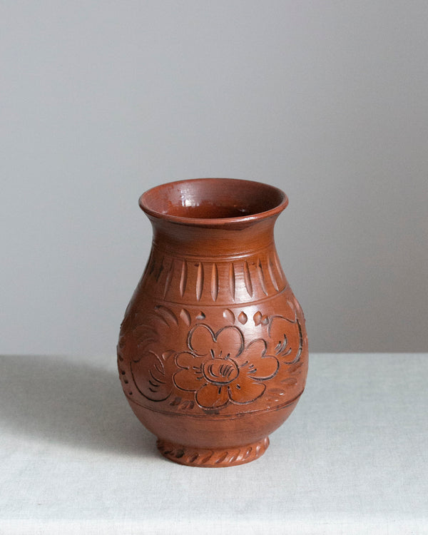 Handmade Vase aus Ton in Braun